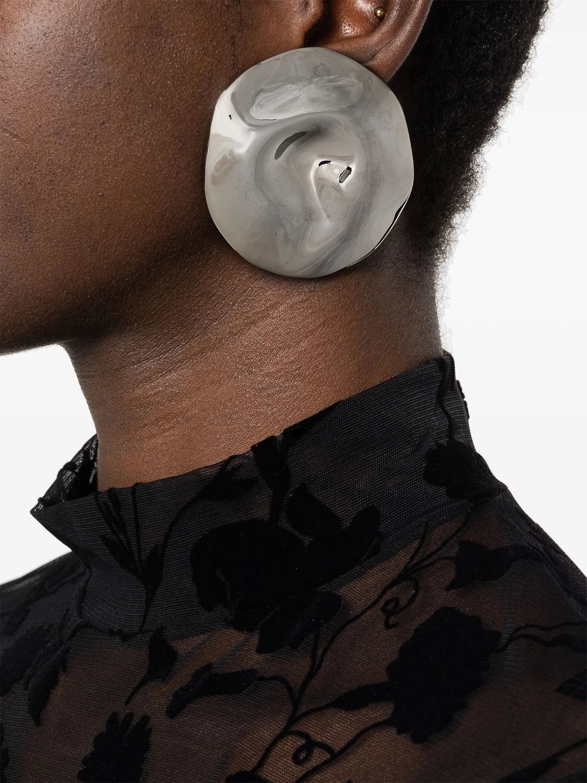 Beam polished circular earrings
