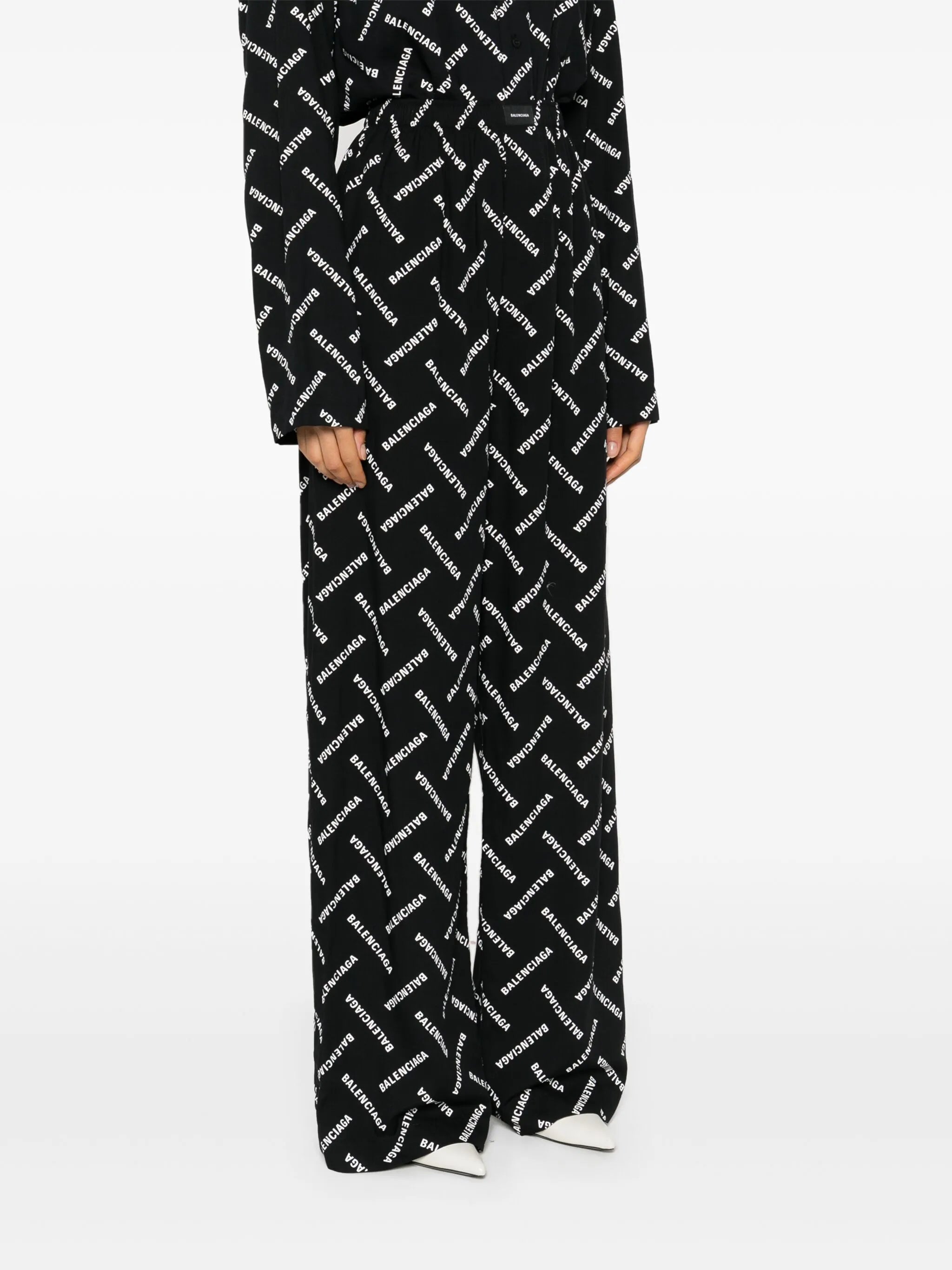 logo-print trousers