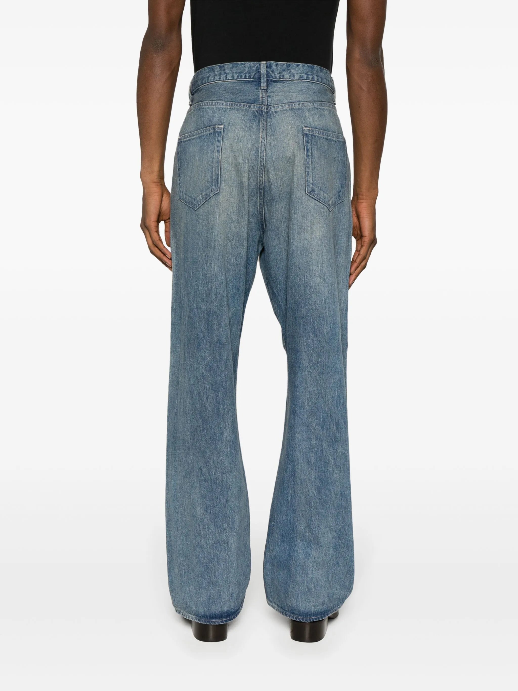 mid-rise straight-leg jeans