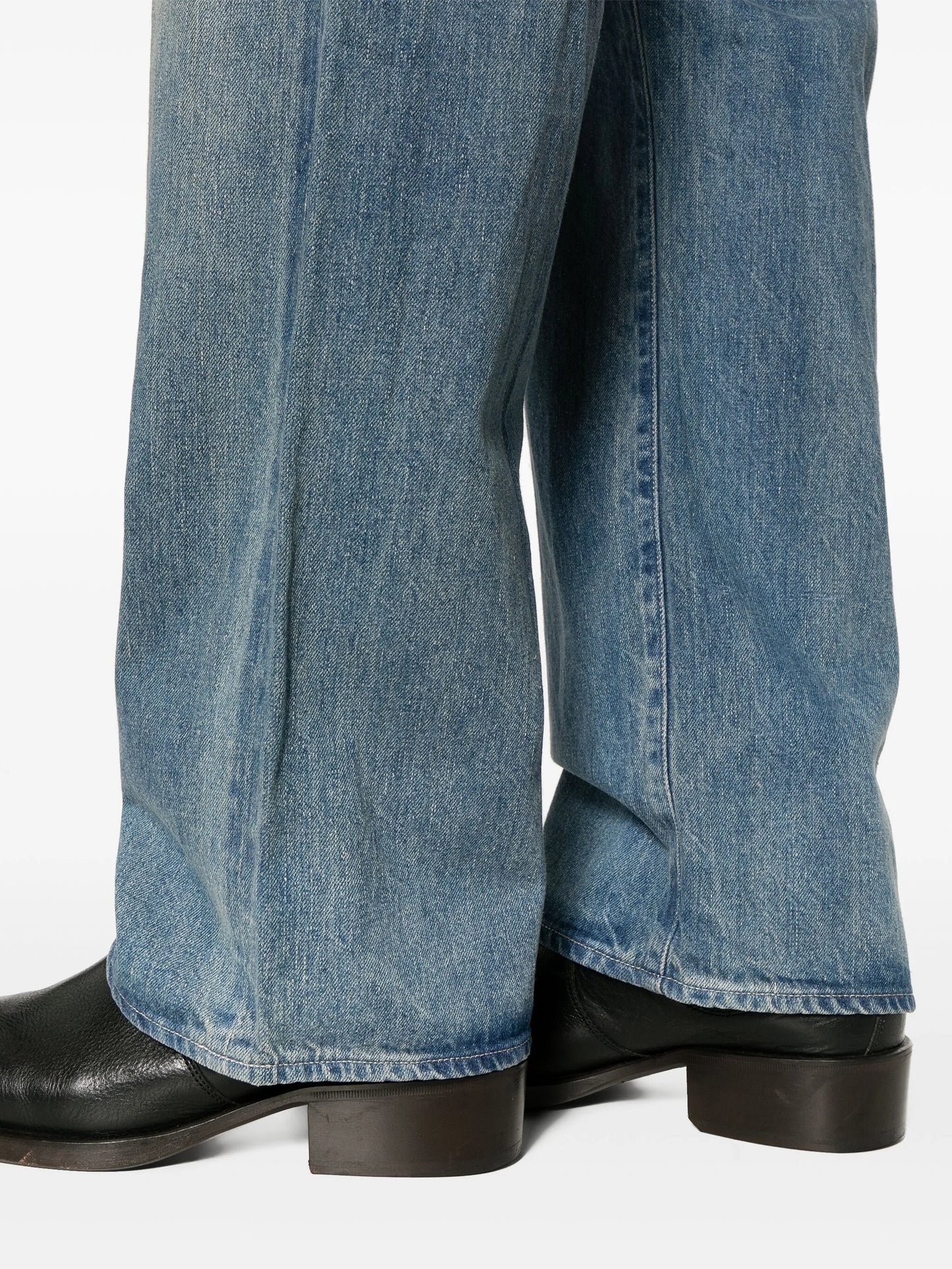 mid-rise straight-leg jeans