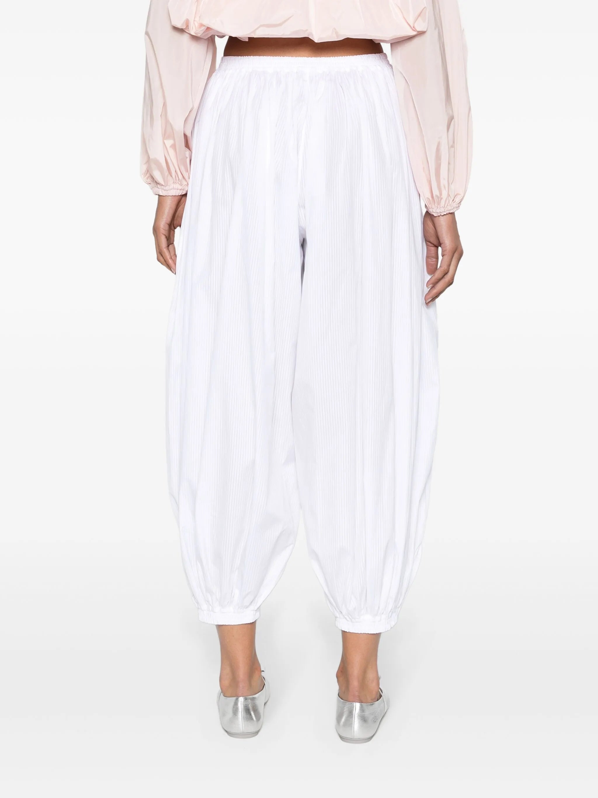 high-waist cropped trousers