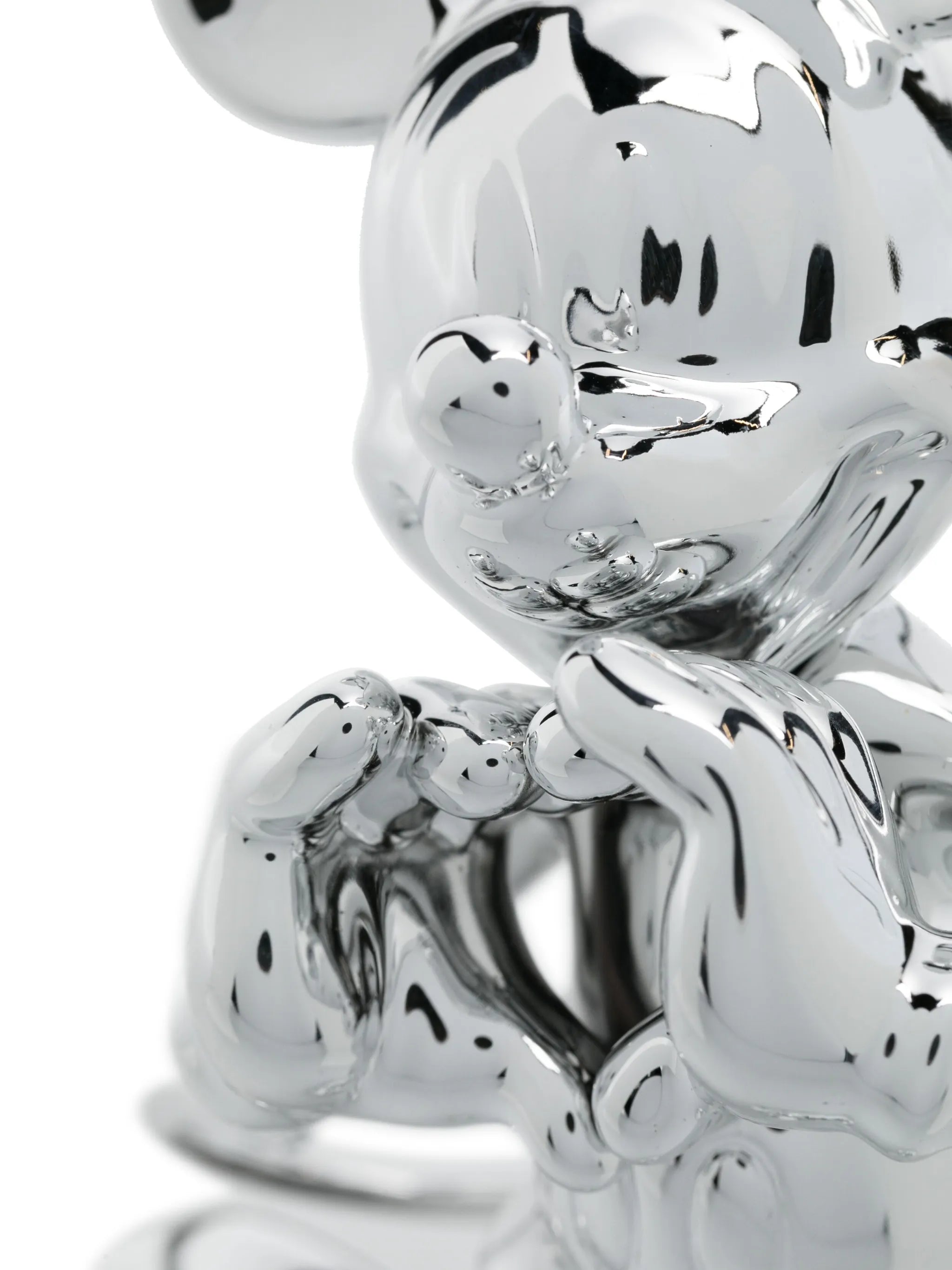 x Kelly Hoppen Mickey With Love figurine (13cm x 12cm)