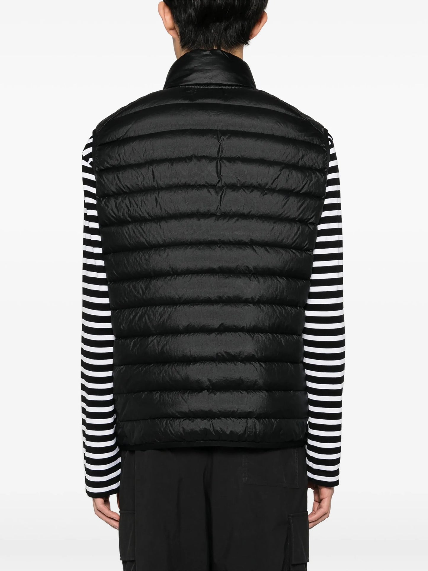Compass-appliqué gilet