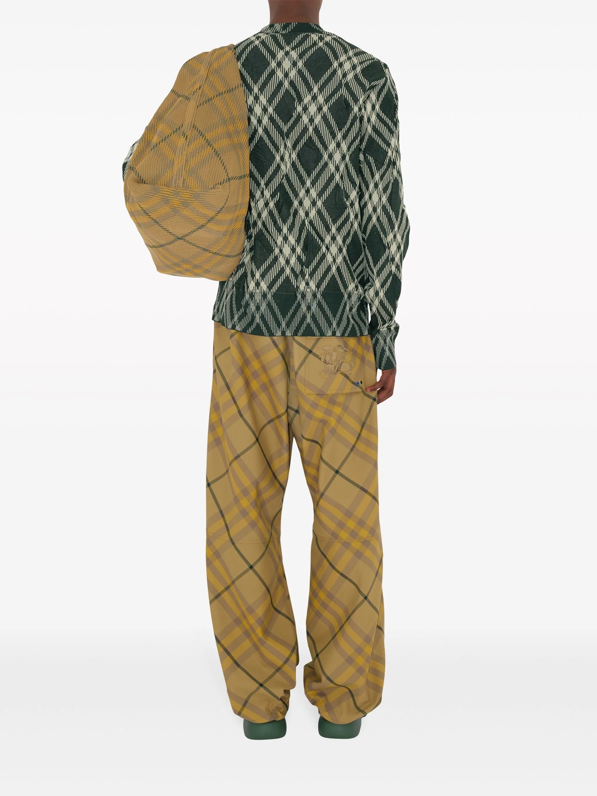 plaid-check crinkled-effect jumper