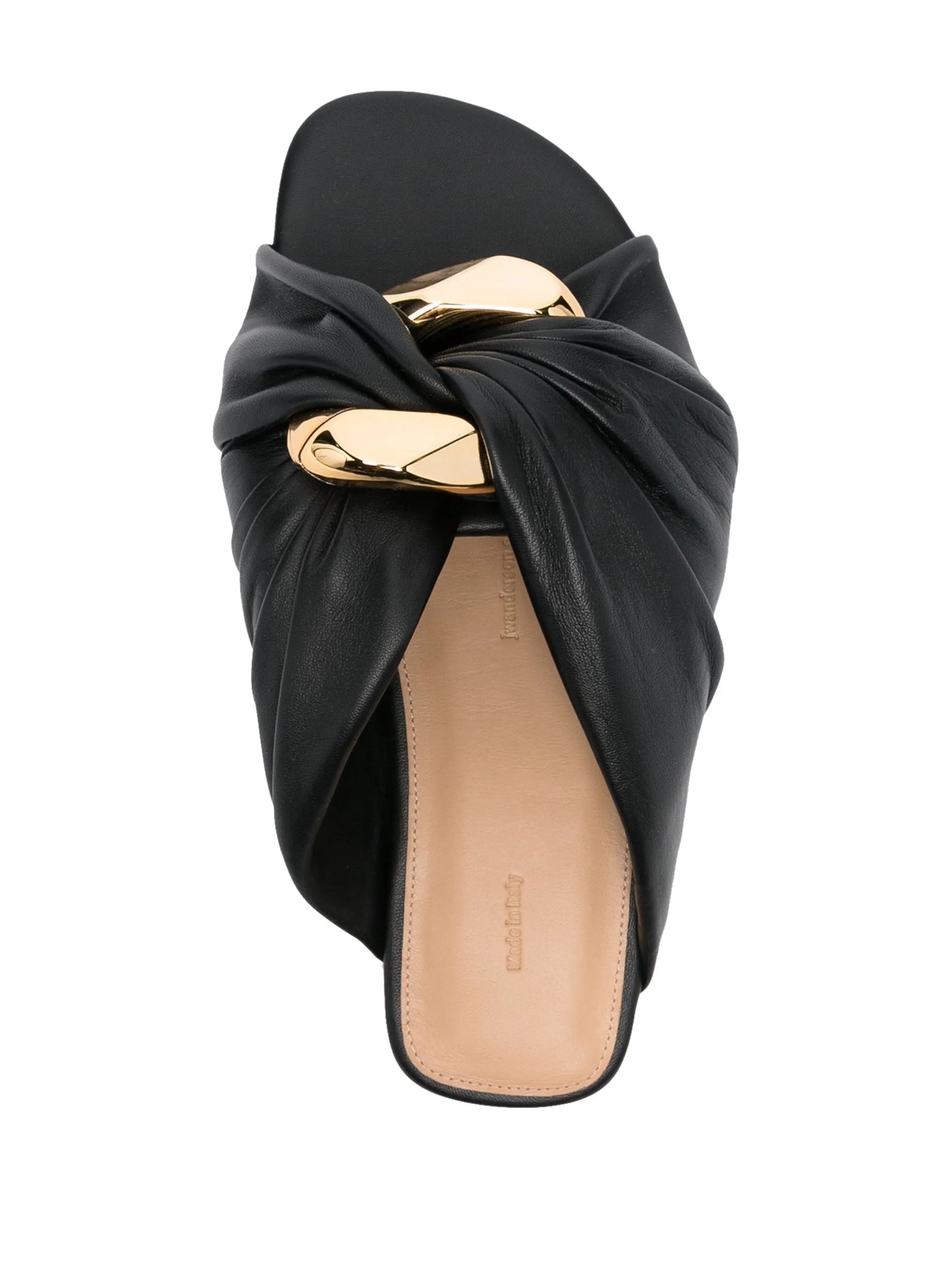 Corner leather flats