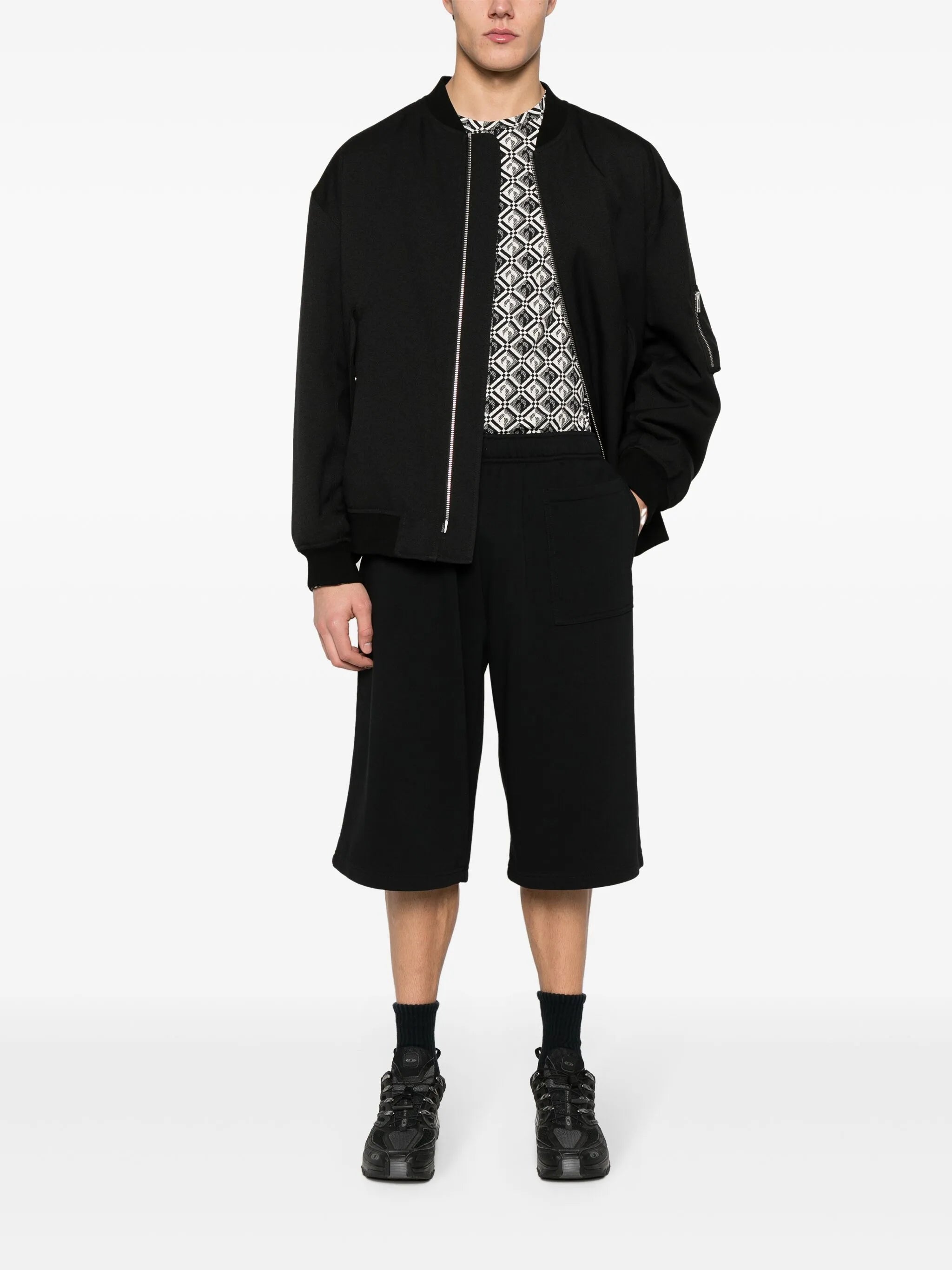 drawstring-fastening shorts