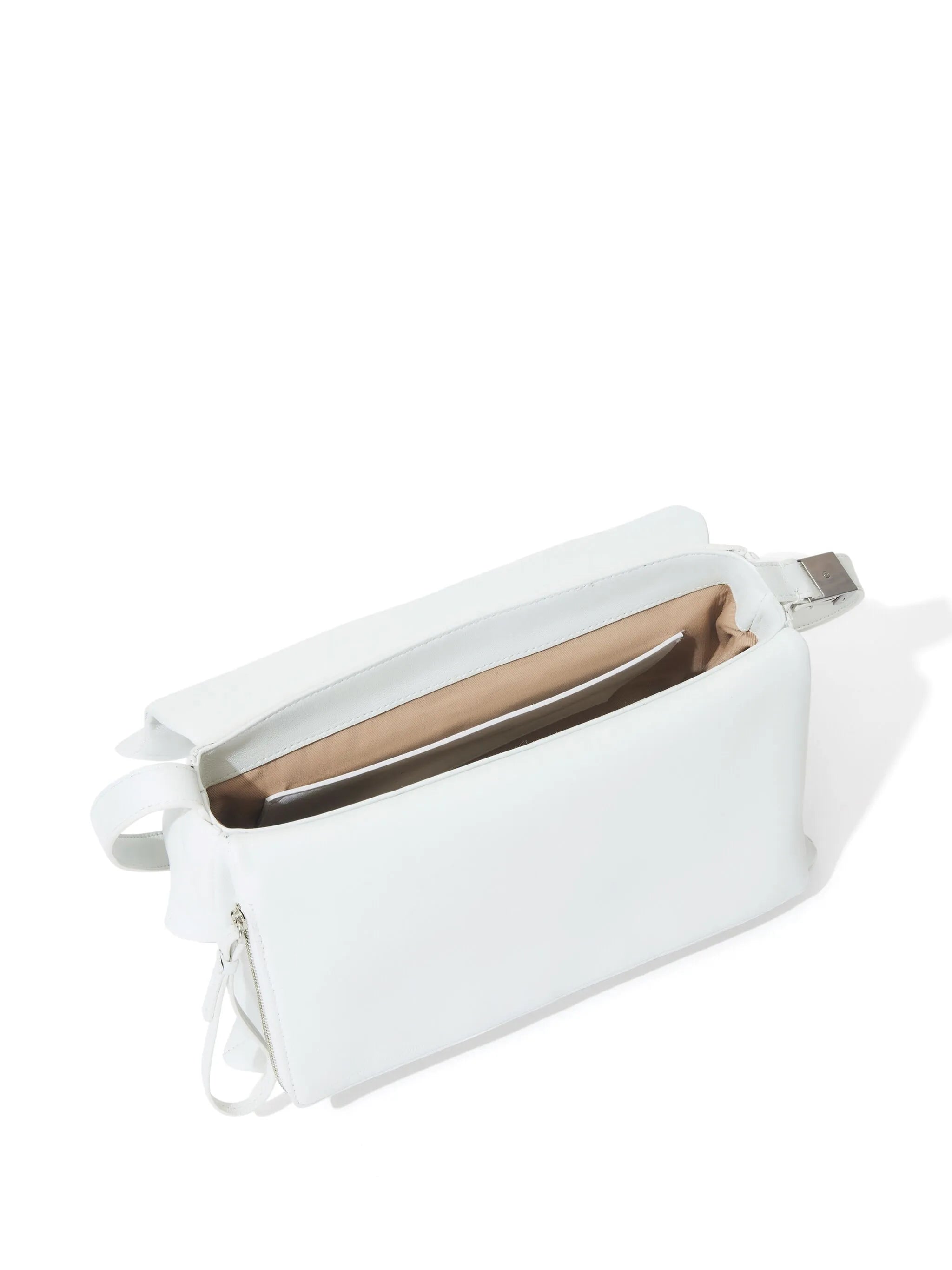 City leather shoulder bag