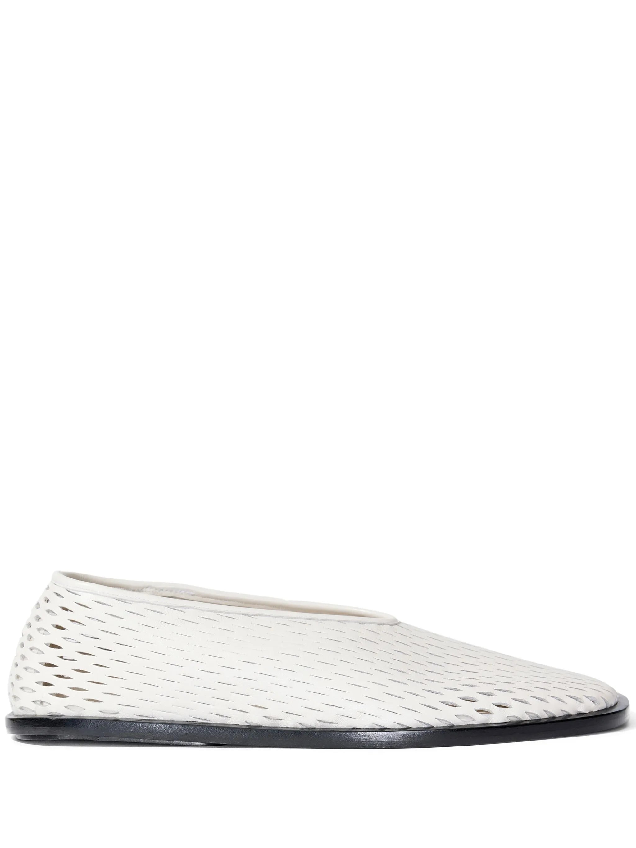 Square perforated slippers