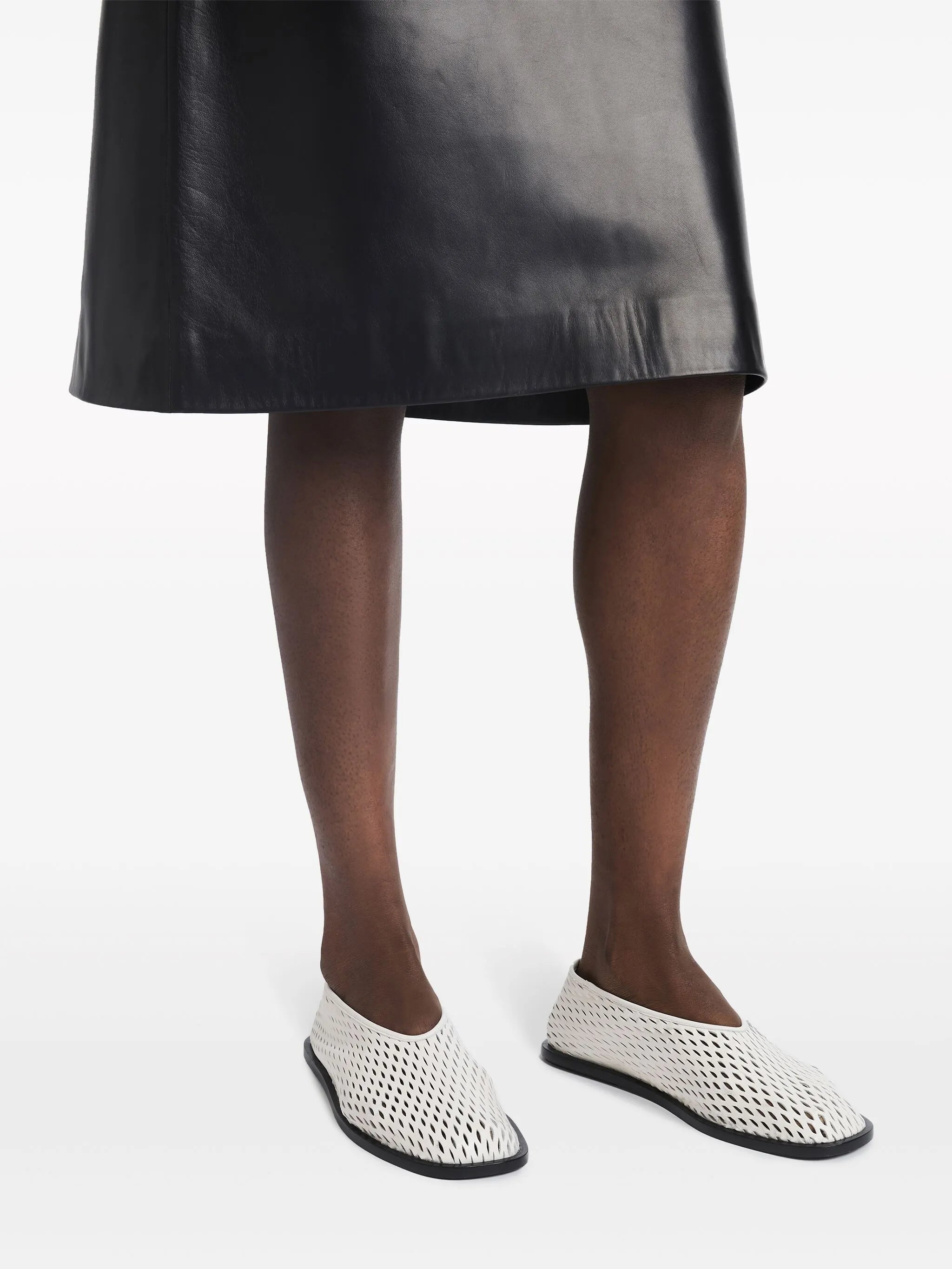 Square perforated slippers