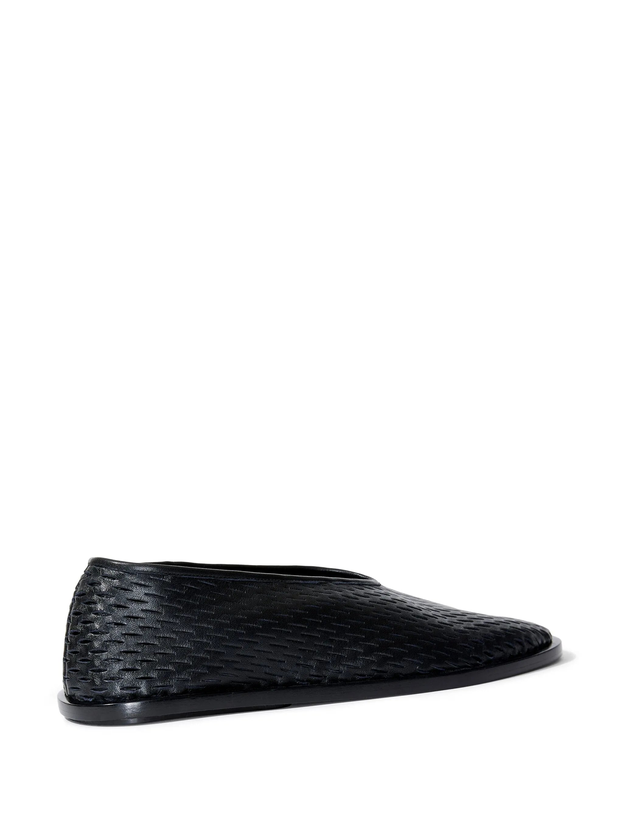 square perforated slippers