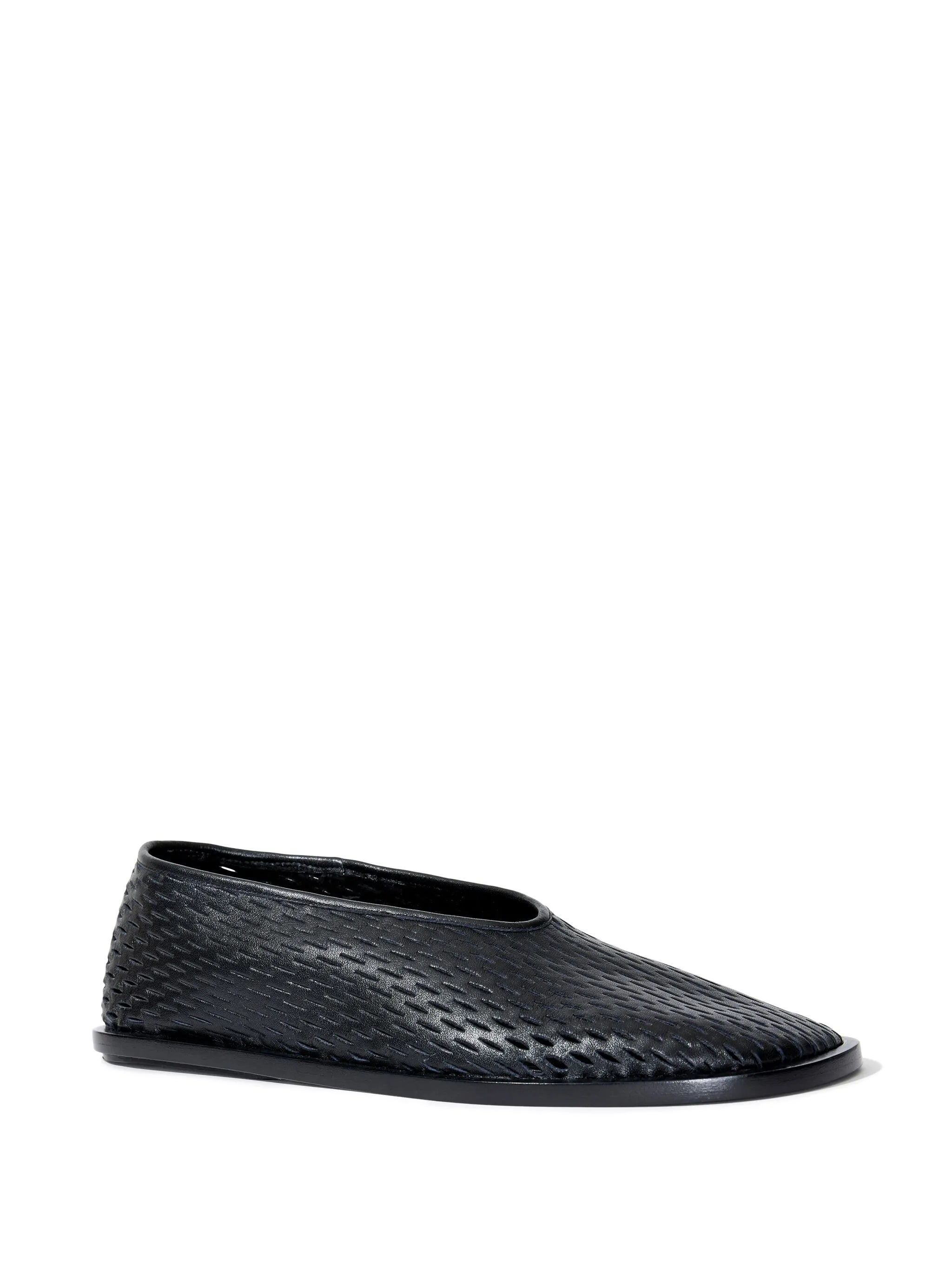 square perforated slippers