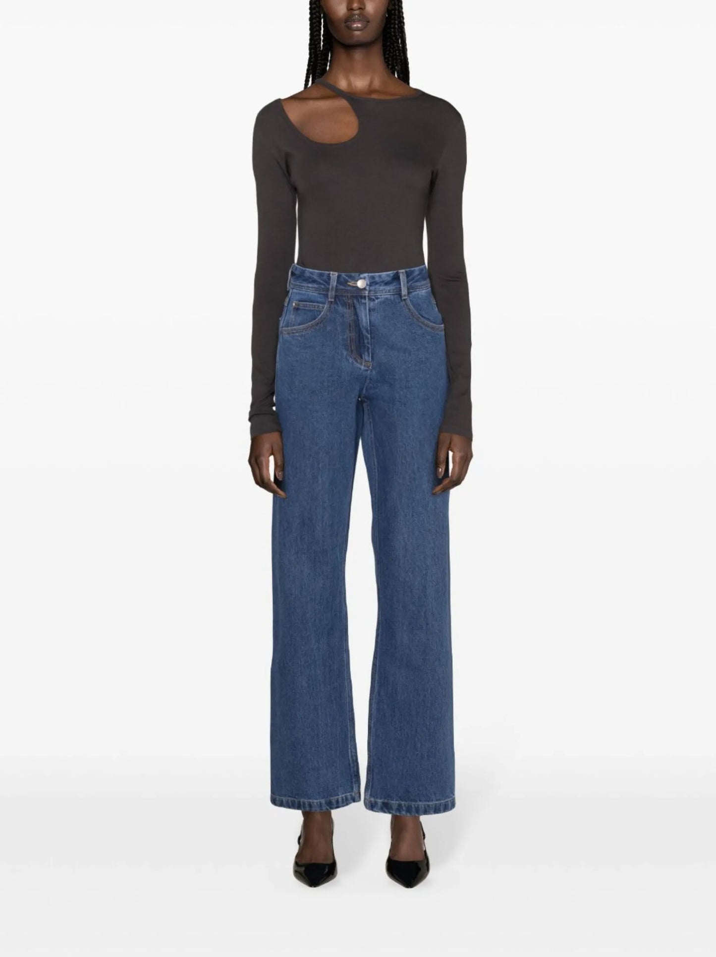 cut-out detail top
