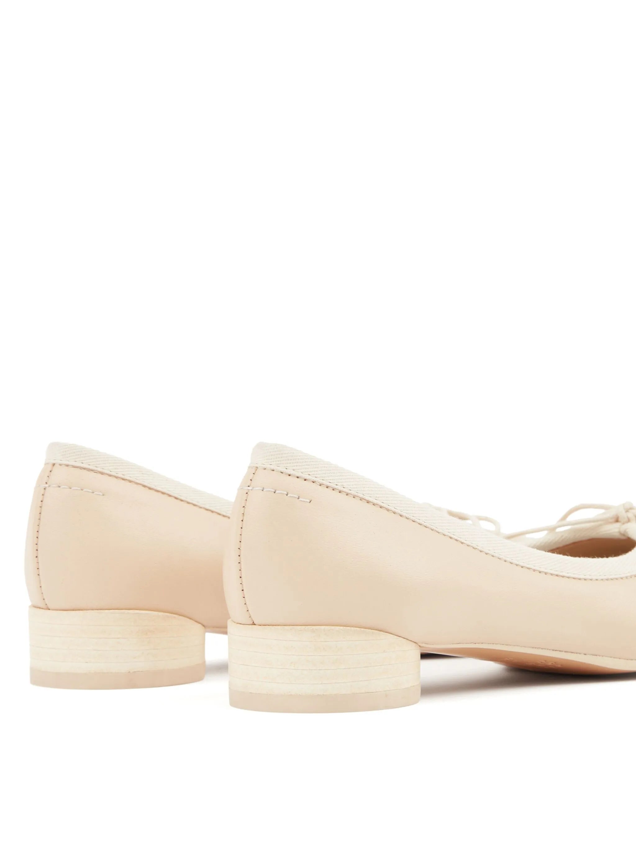 Anatomic leather ballerina shoes