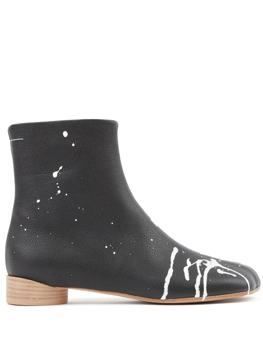 Anatomic leather ankle boots