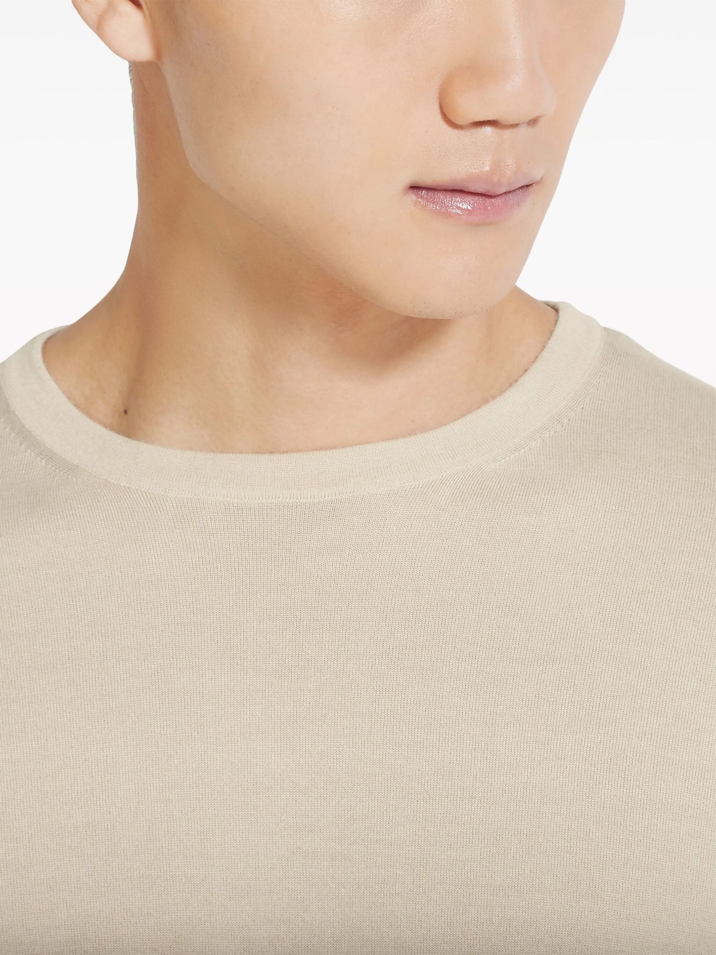 fine-knit crew-neck jumper