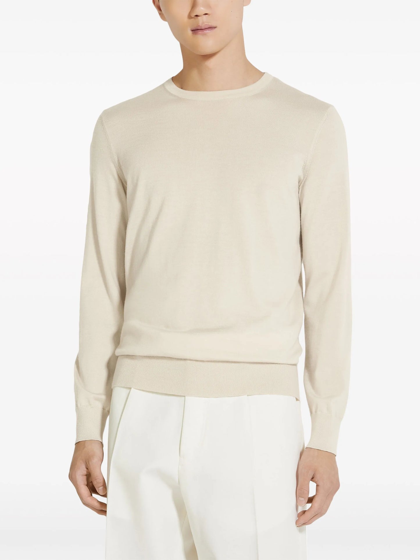fine-knit crew-neck jumper