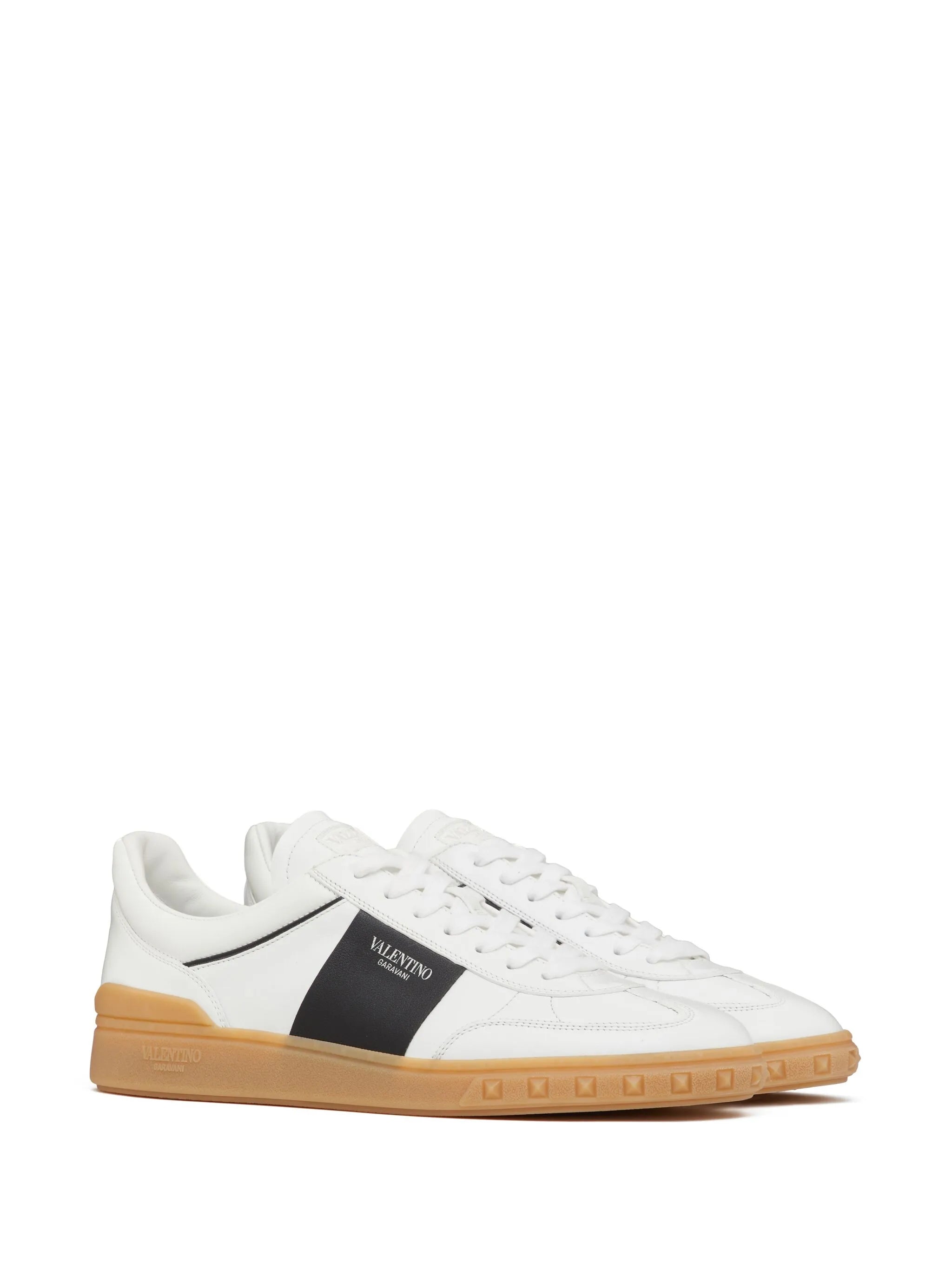 Upvillage leather sneakers