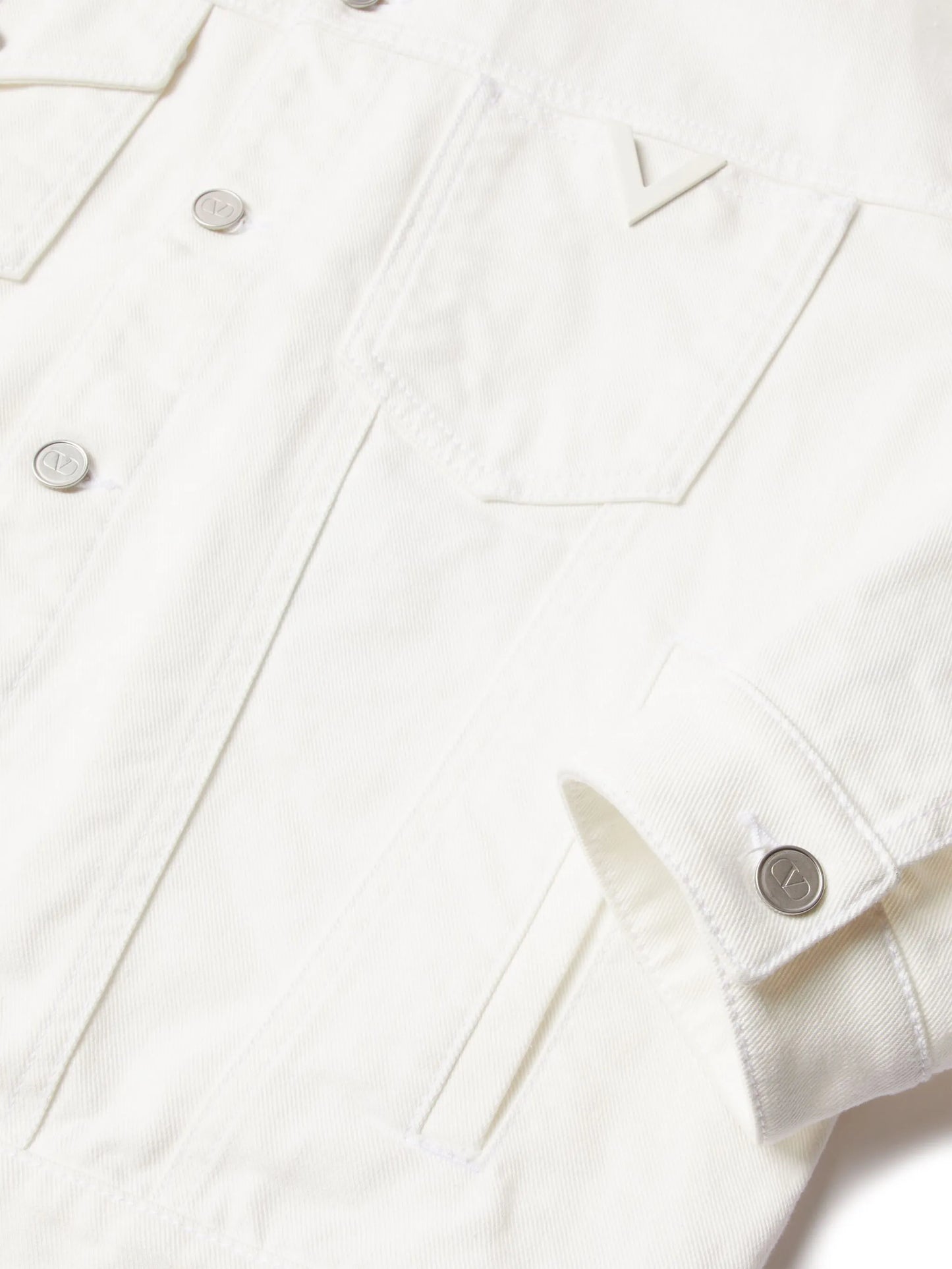 V-detail denim jacket