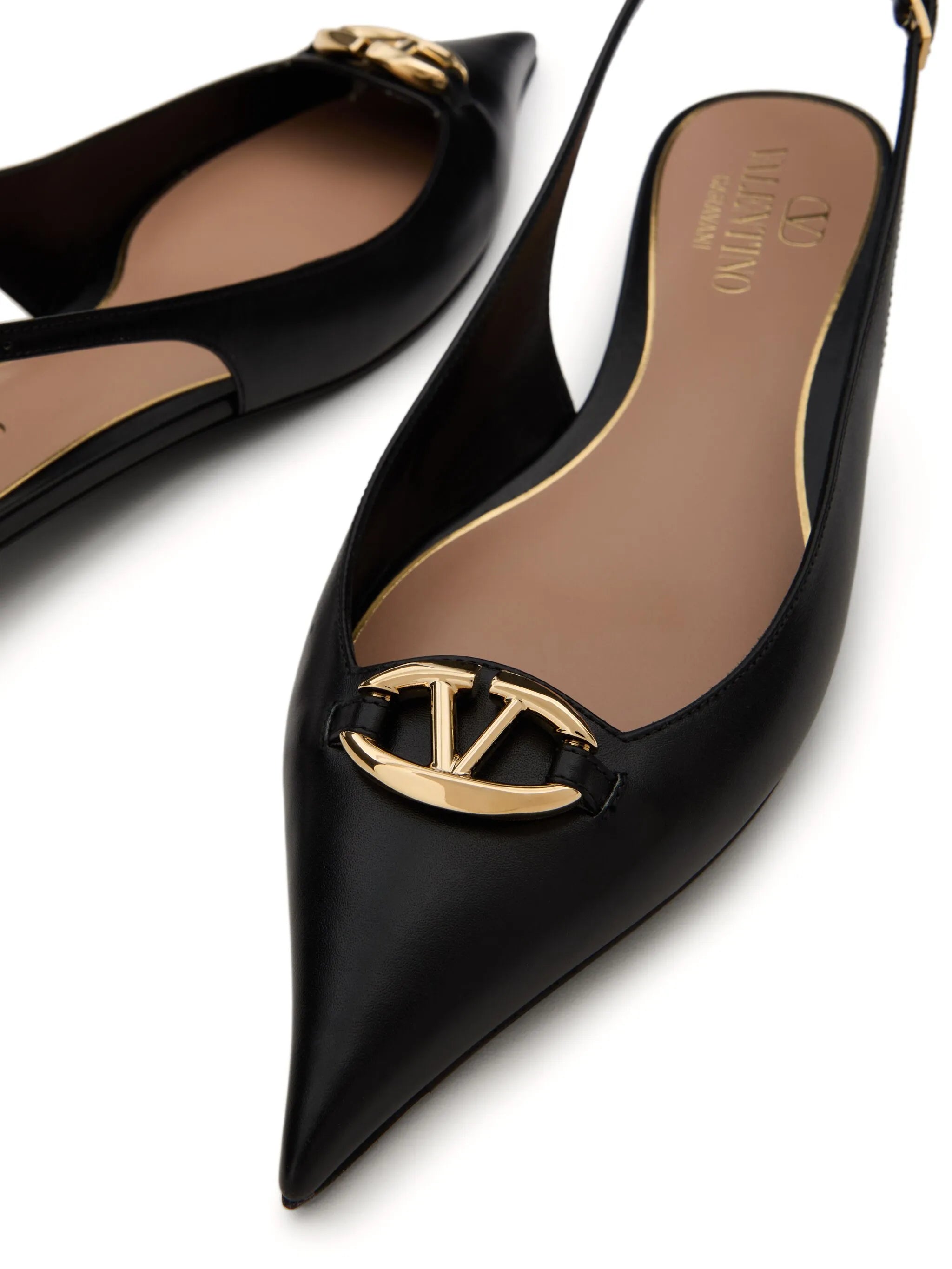 20mm VLogo The Bold Edition slingback pumps