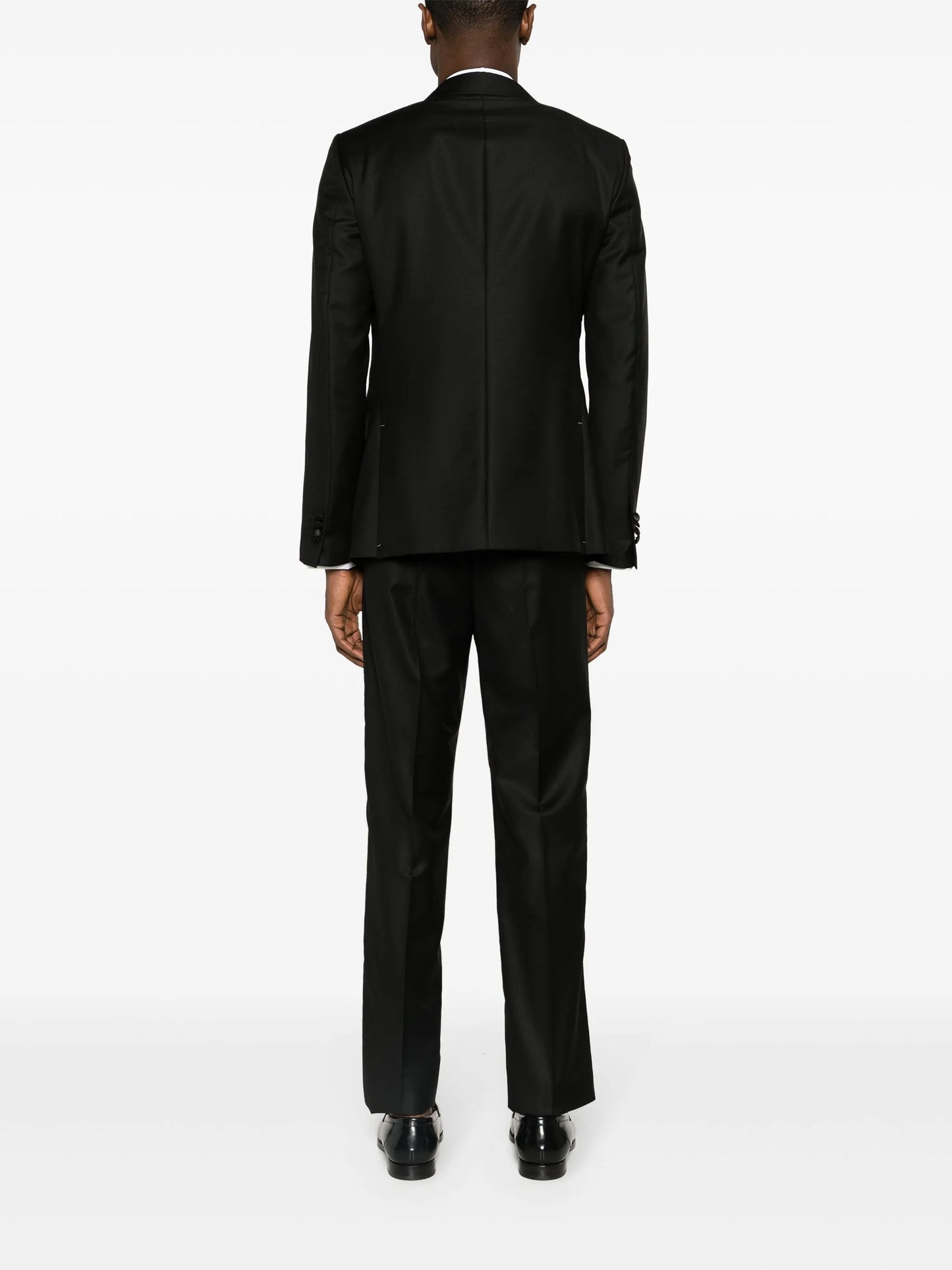 single-breasted wool suit