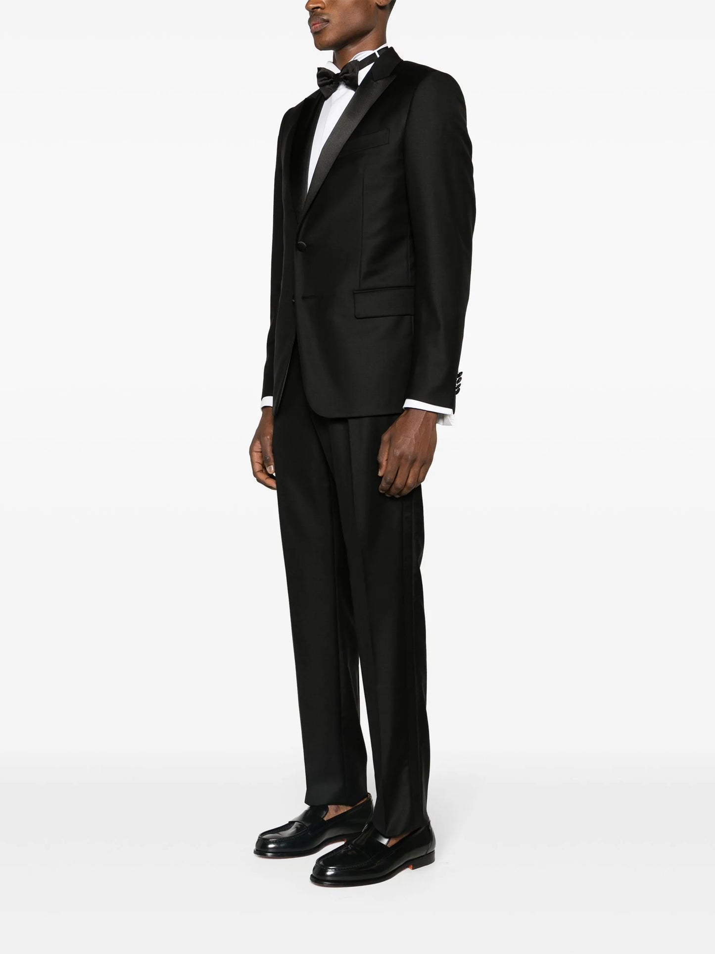 single-breasted wool suit