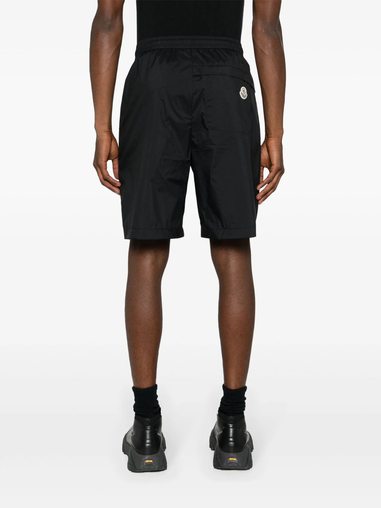elasticated-waist bermuda shorts
