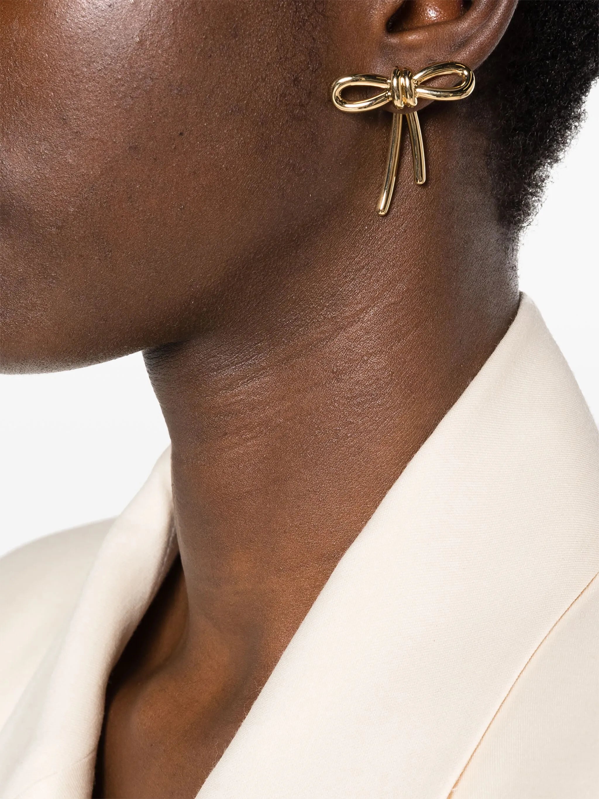 bow-detail polished earrings