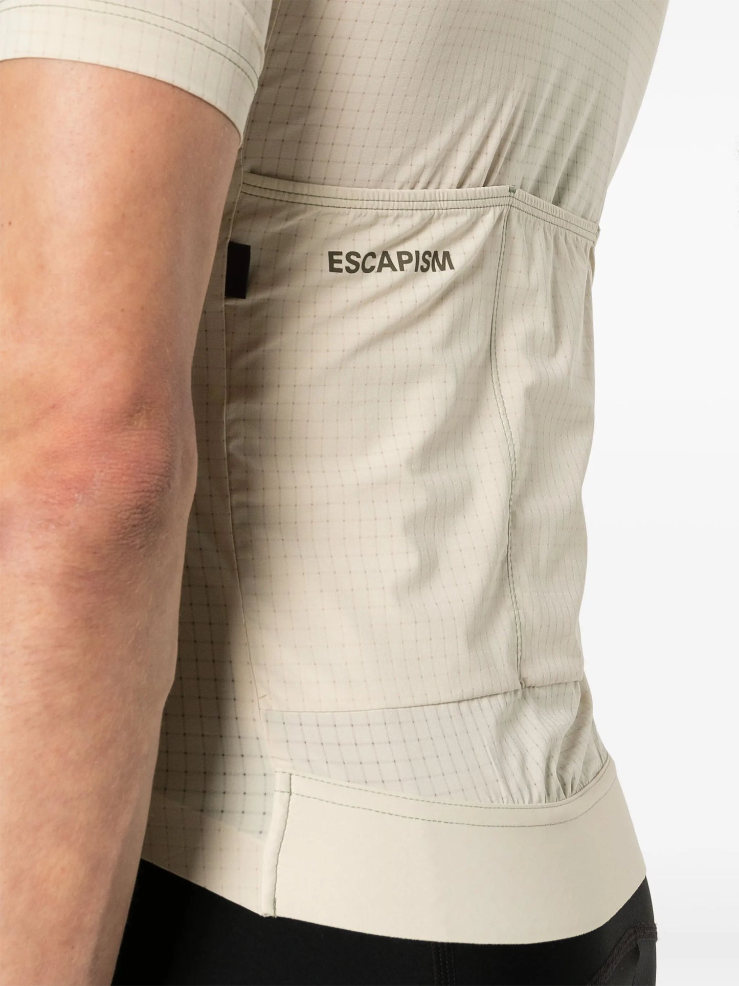 Escapism lightweight performance top