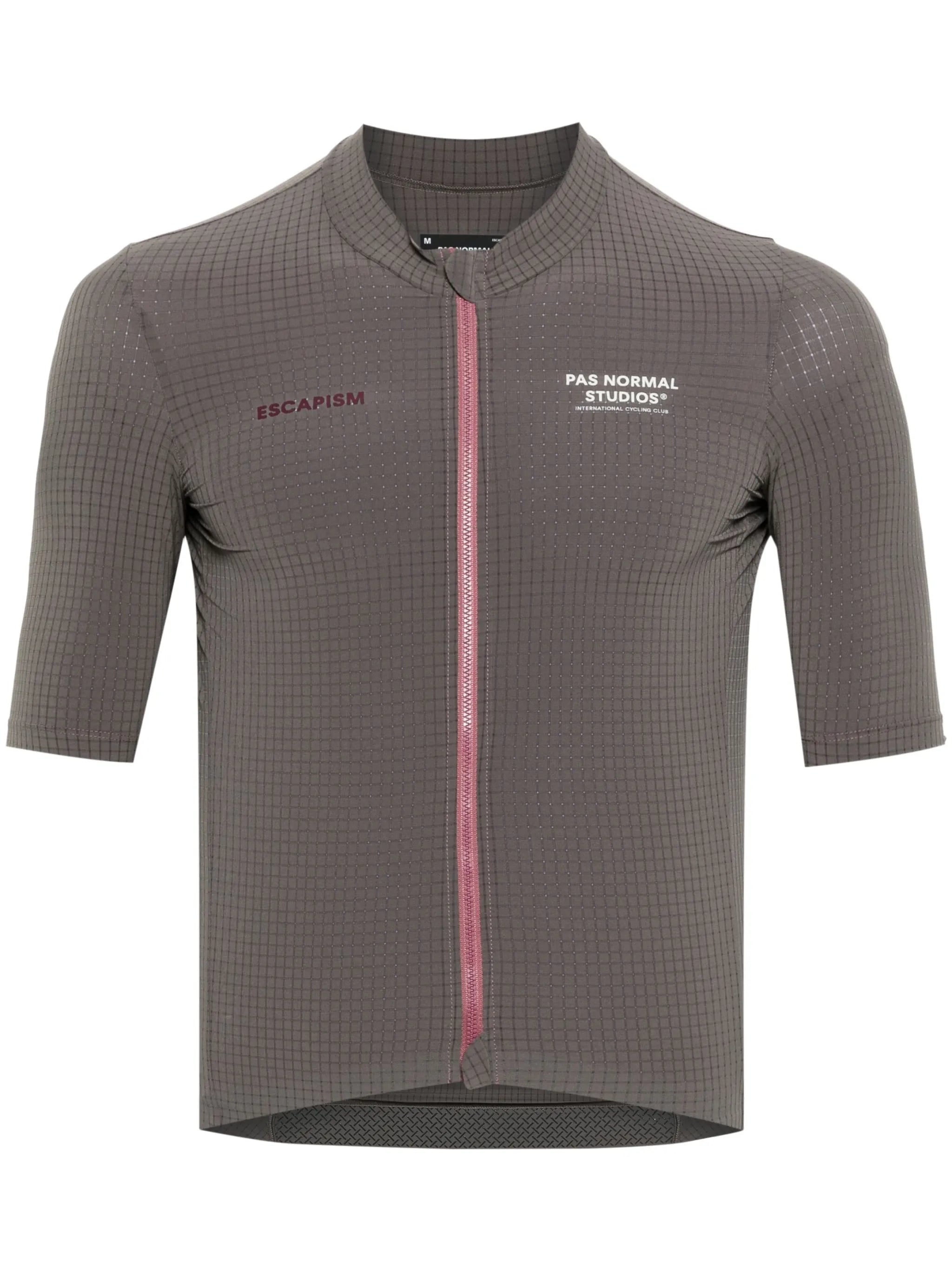 Escapism lightweight performance top