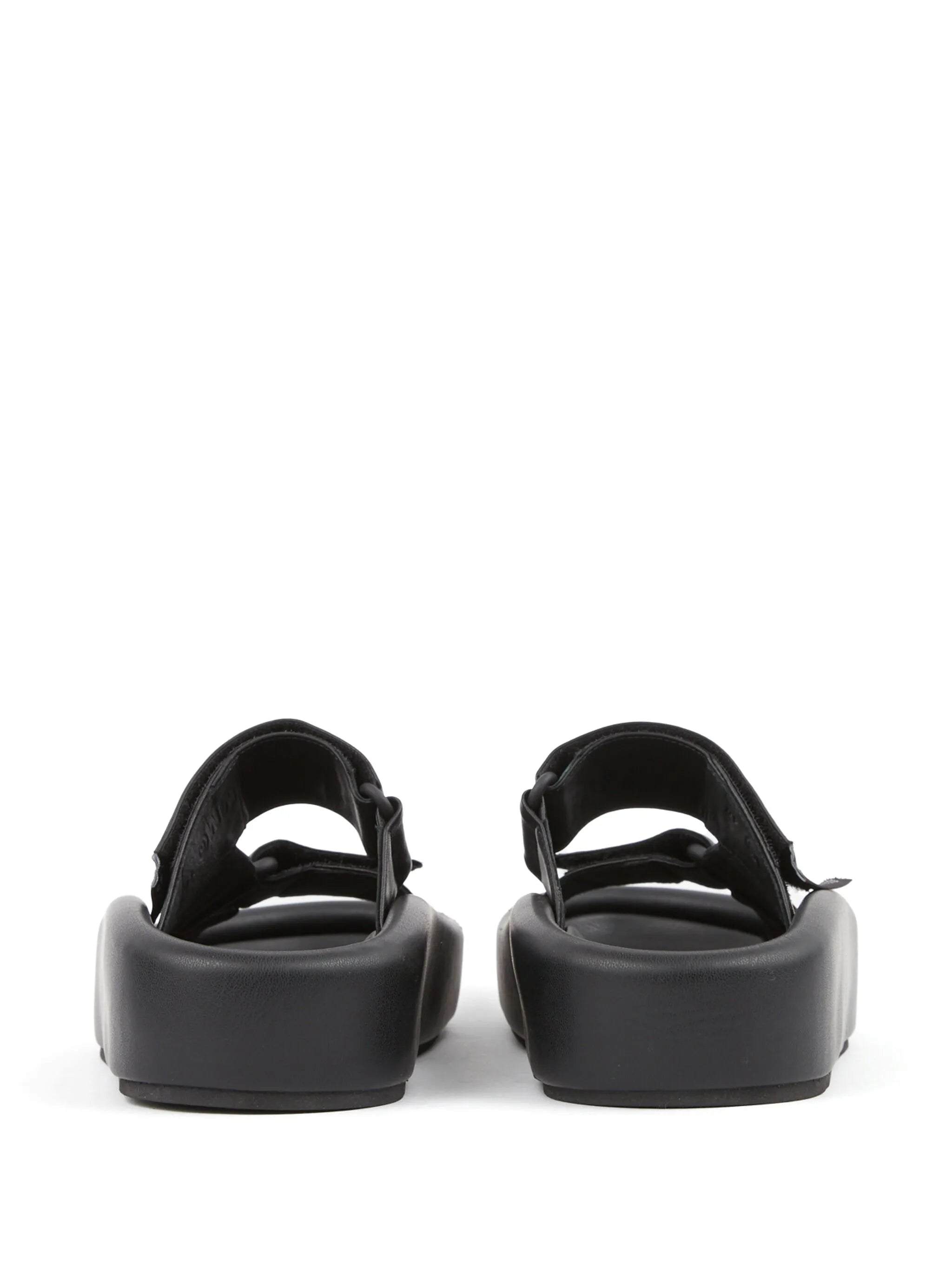 Webbing leather sandals