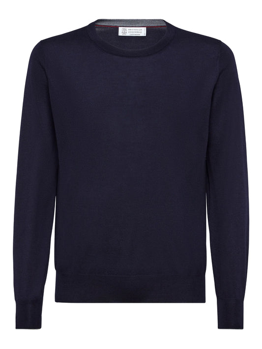 crew-neck long-sleeve sweater
