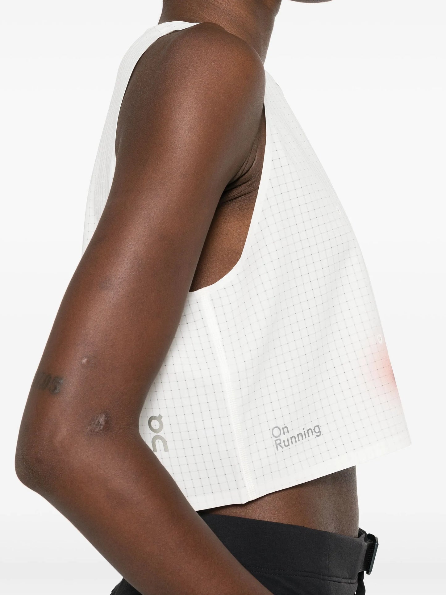 windowpane-print sleeveless performance top