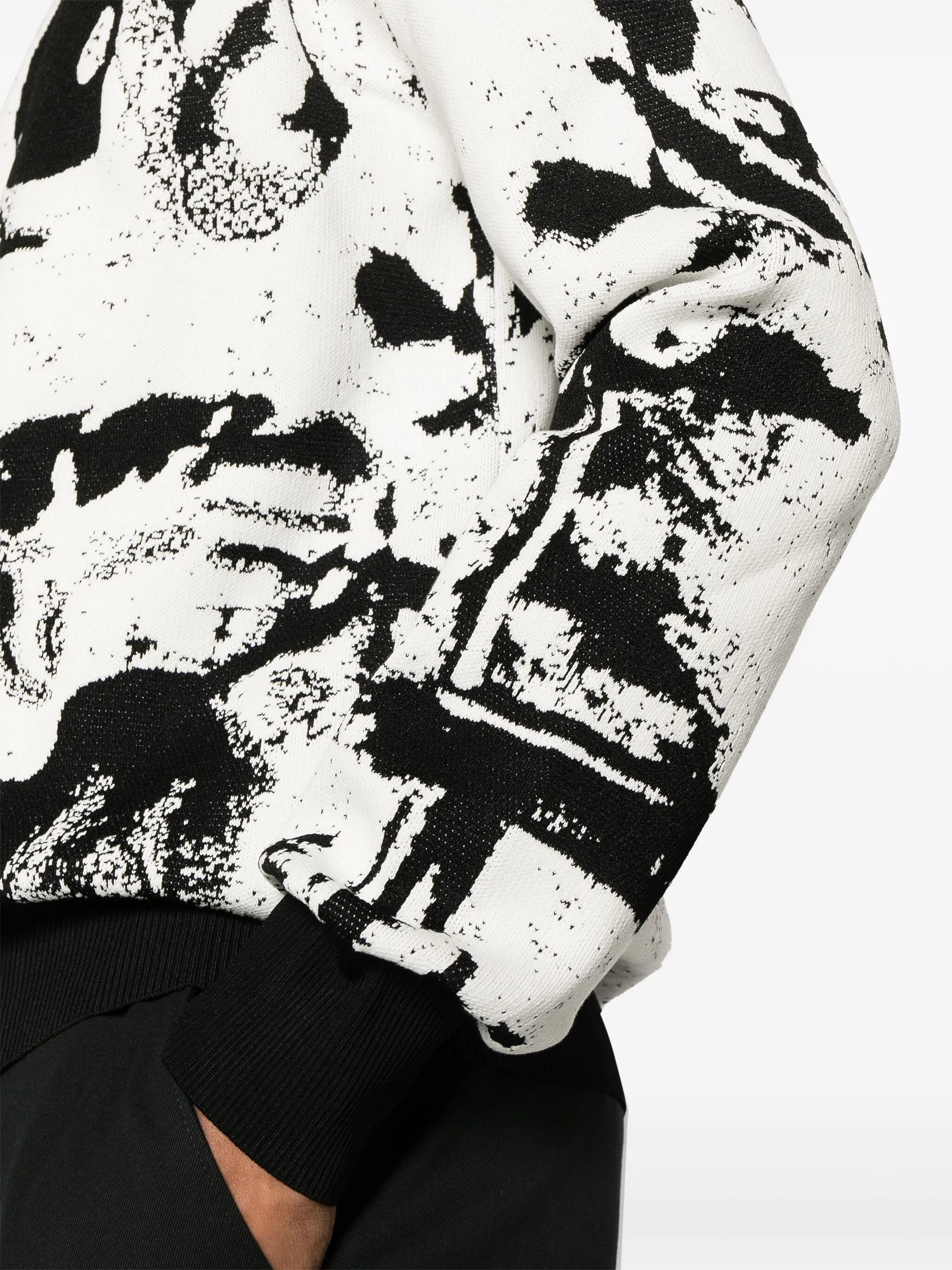 skull-jacquard jumper