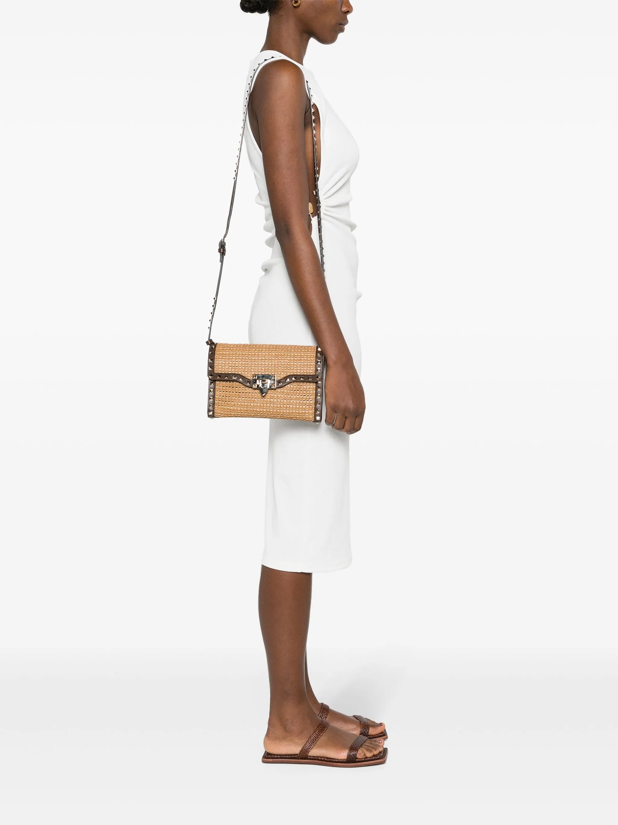 small Rockstud raffia shoulder bag