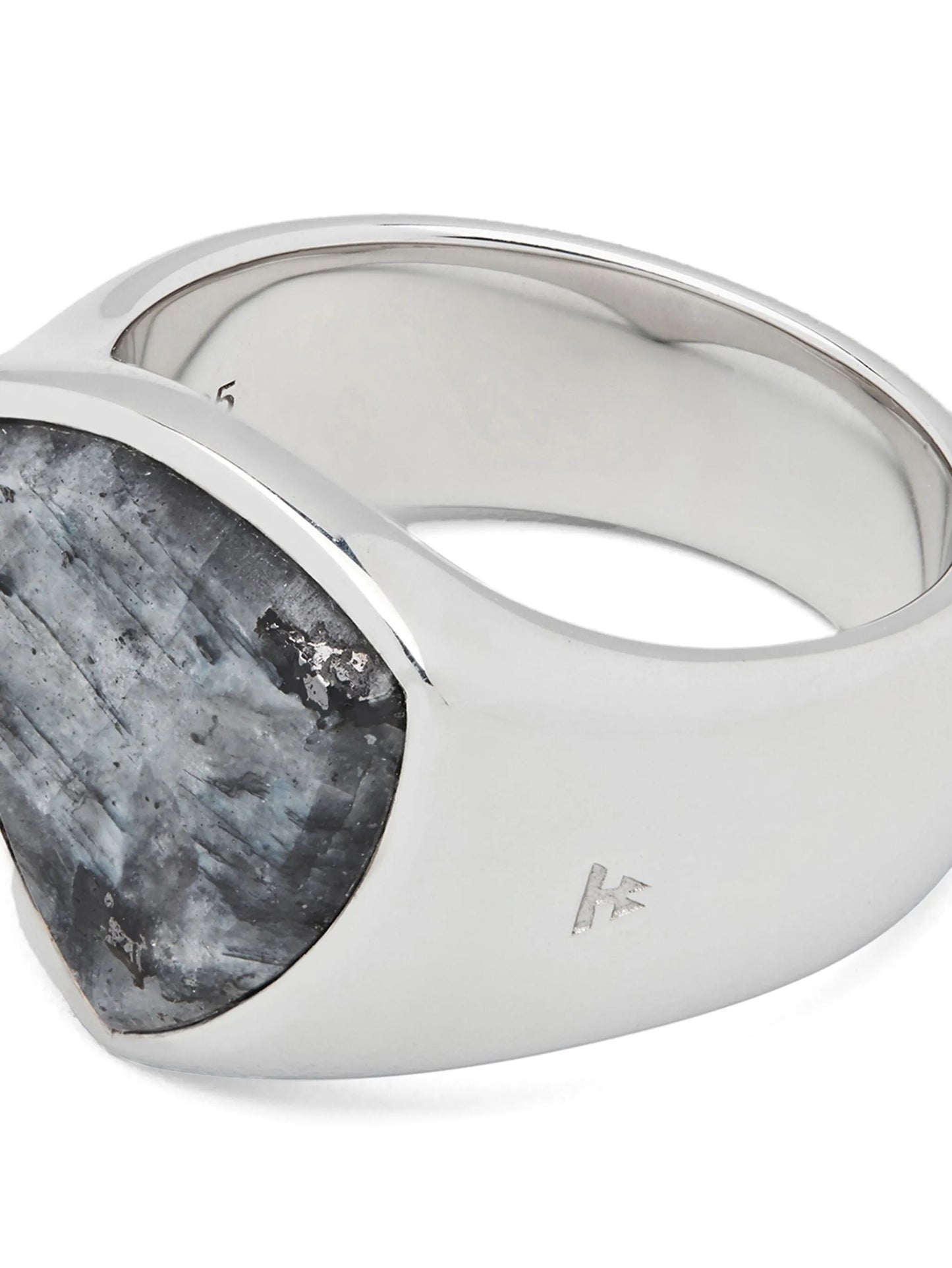 Shield signet ring
