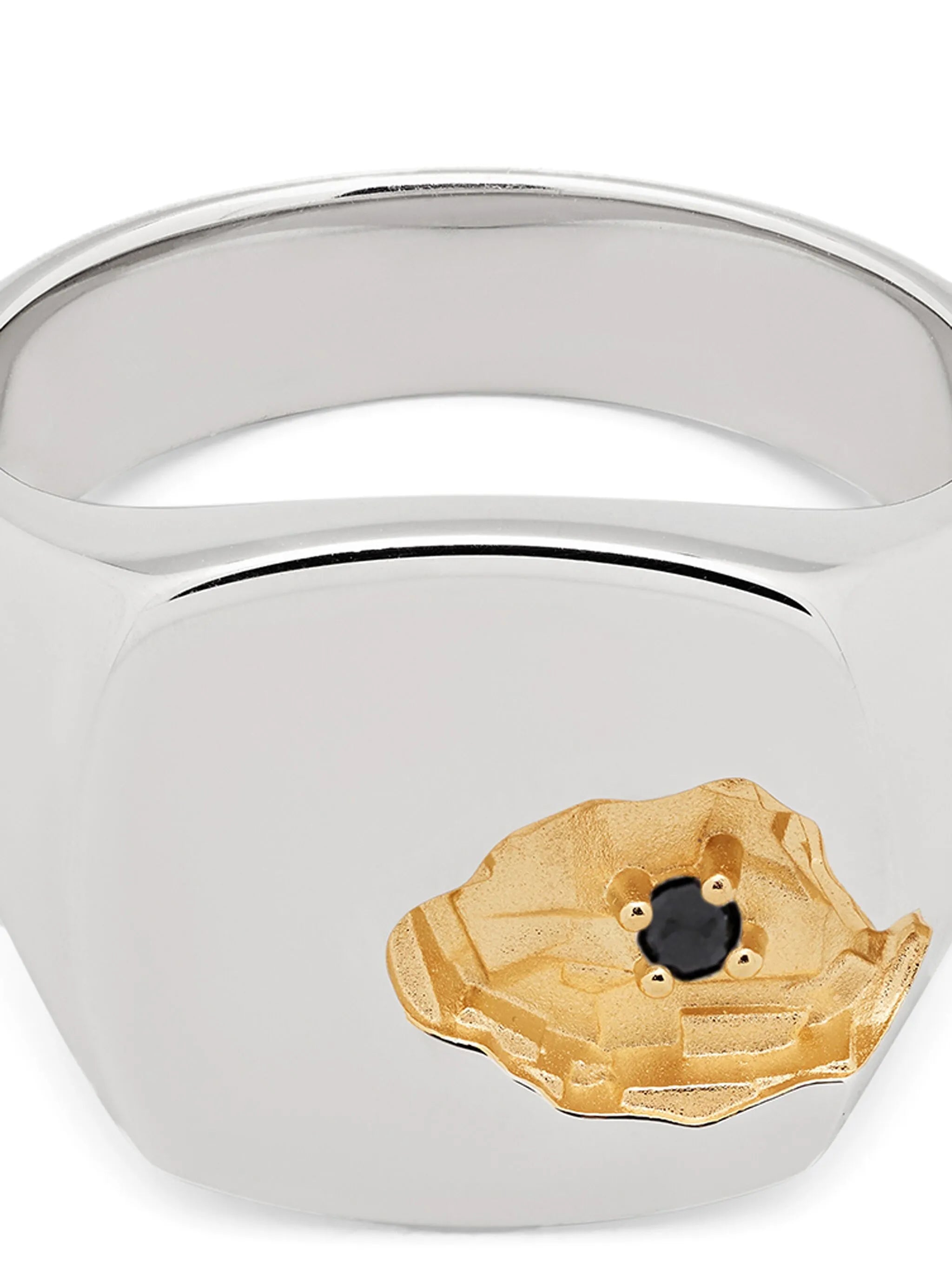 Mined diamond ring