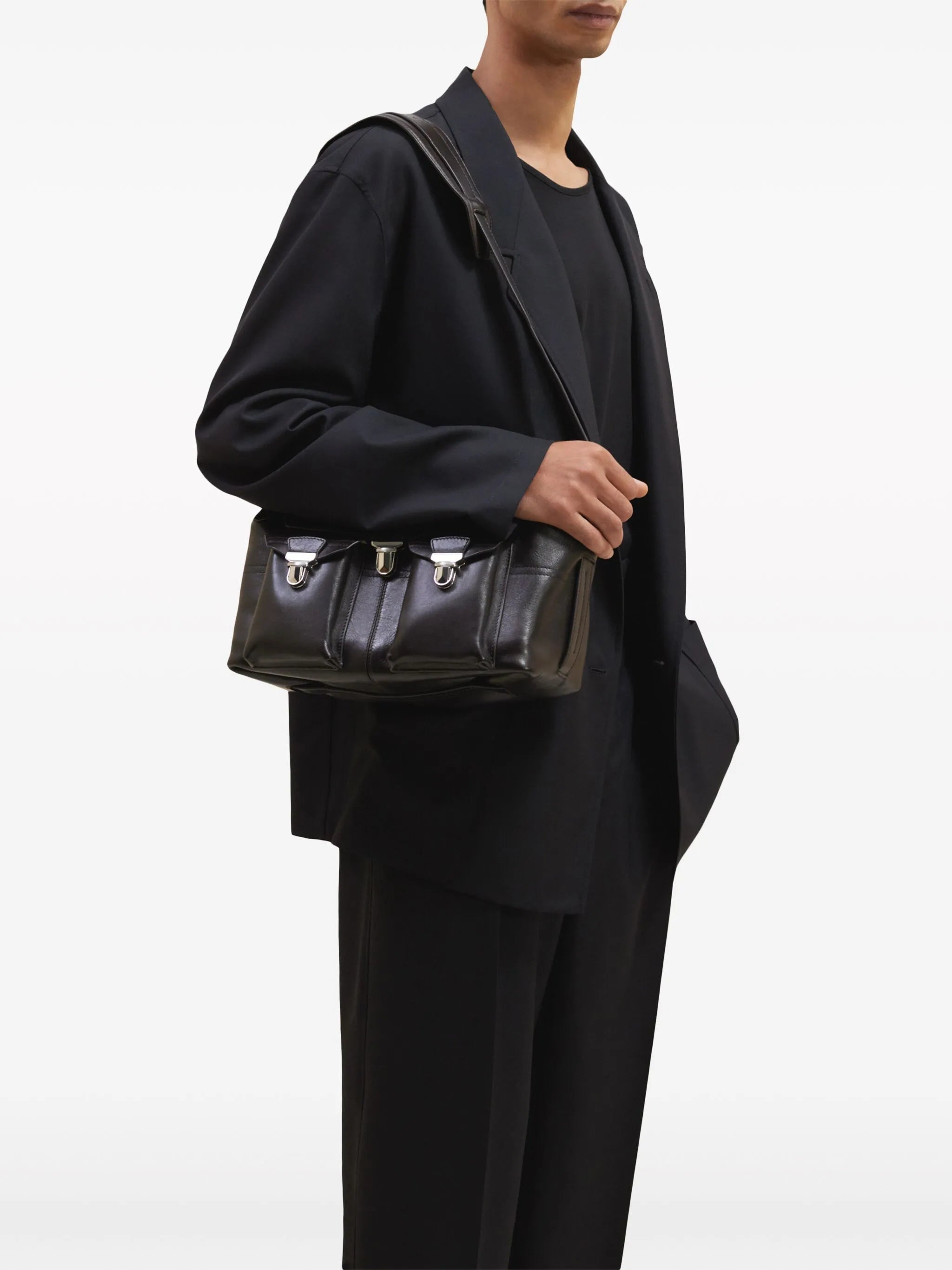 medium Gear bag in leather