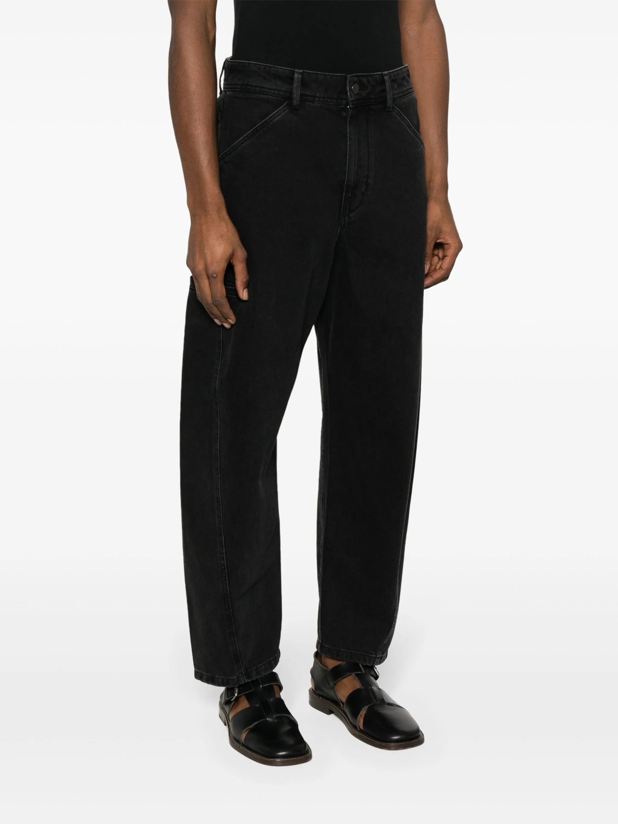 mid-rise tapered jeans