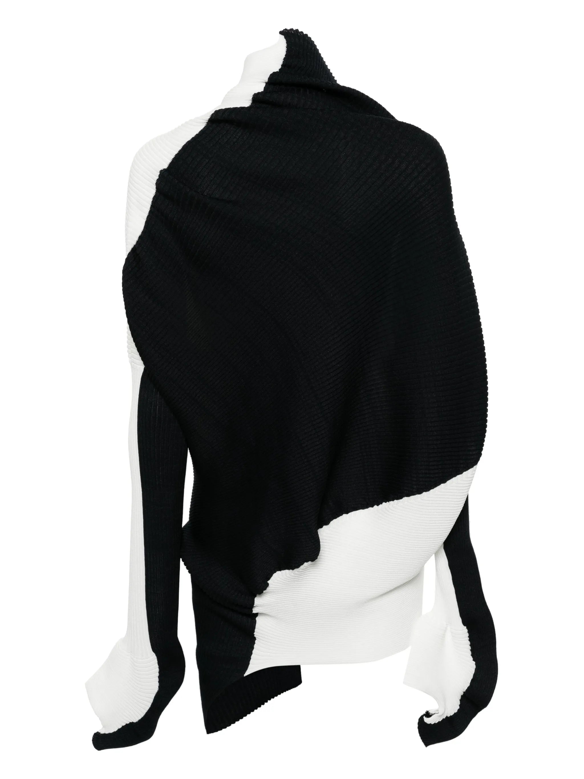 Aerate asymmetric plissé jumper