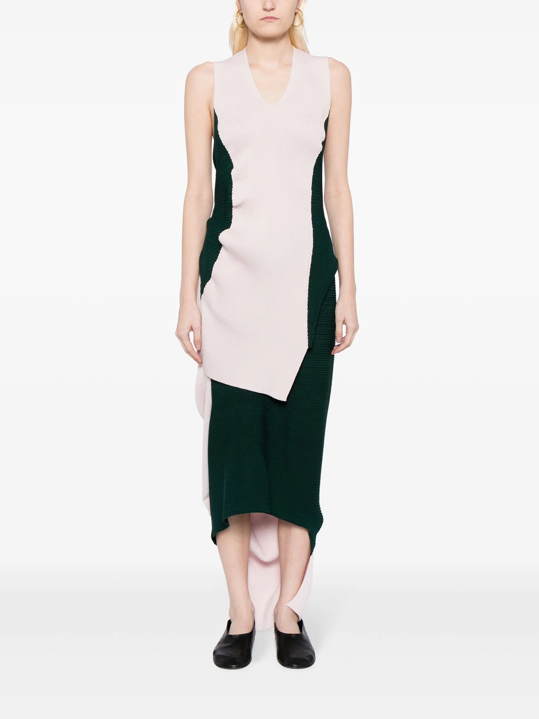 asymmetric ribbed skirt