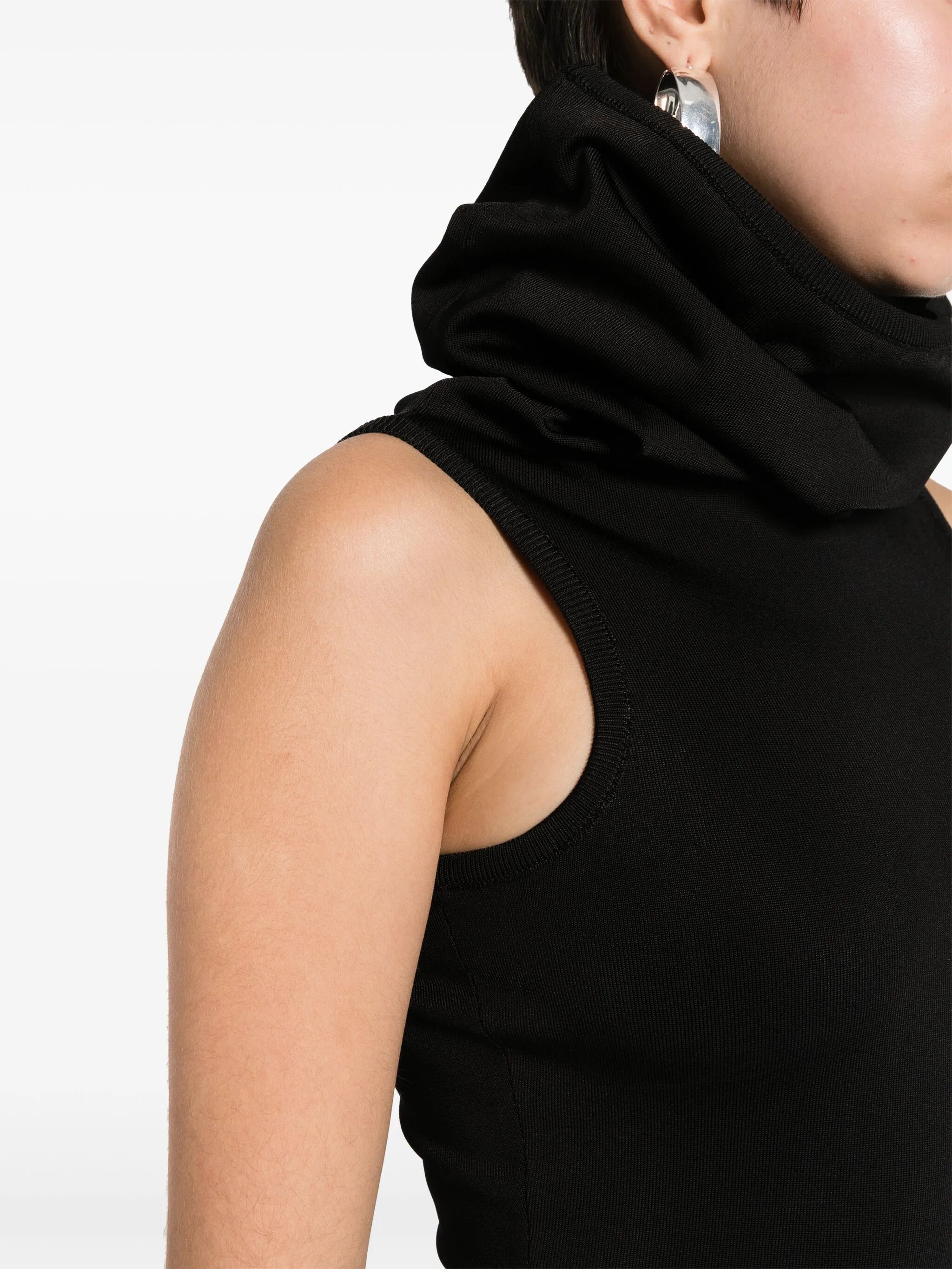 hooded stretch body