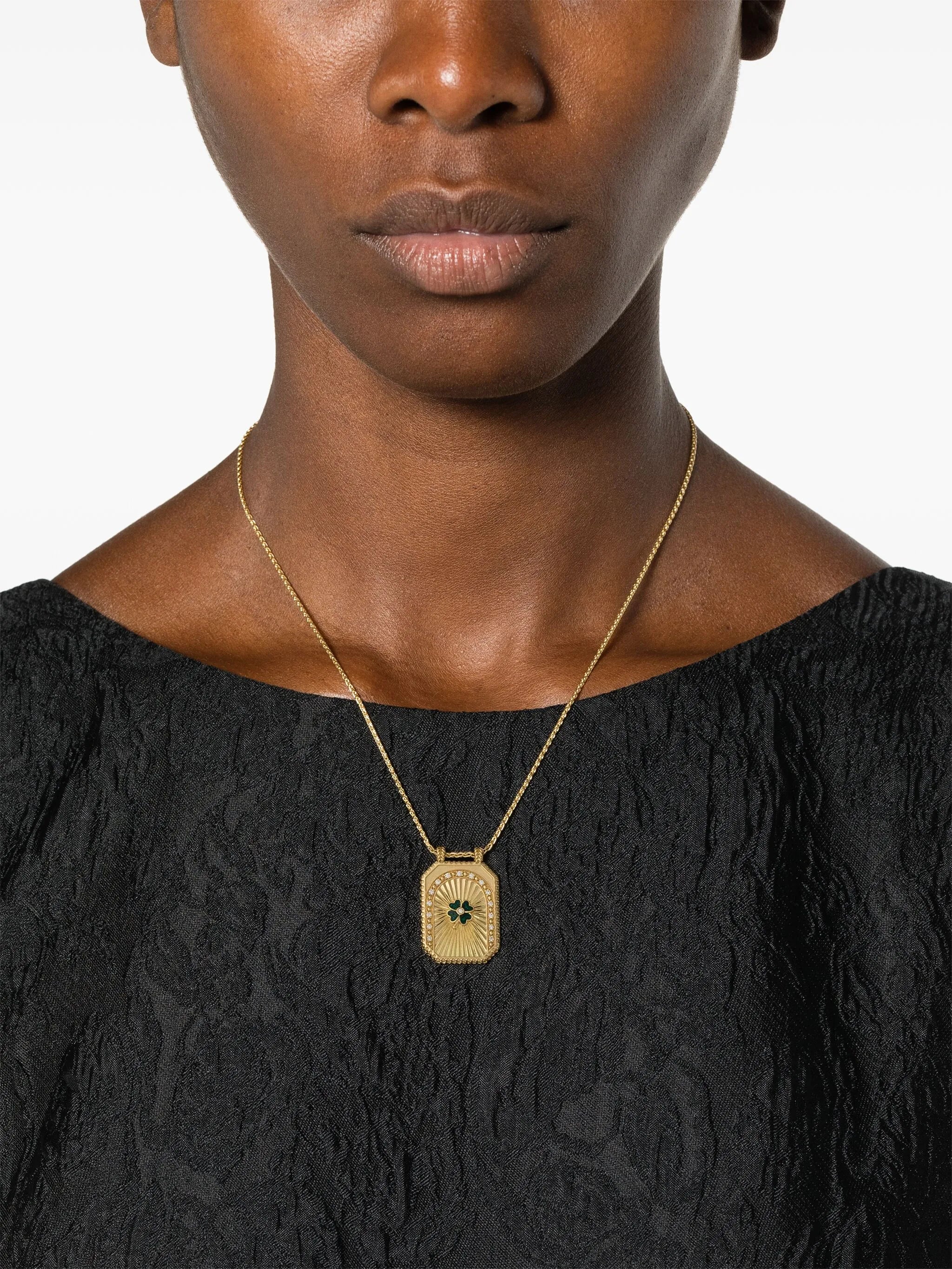 18kt yellow gold Clover Scapular diamond necklace