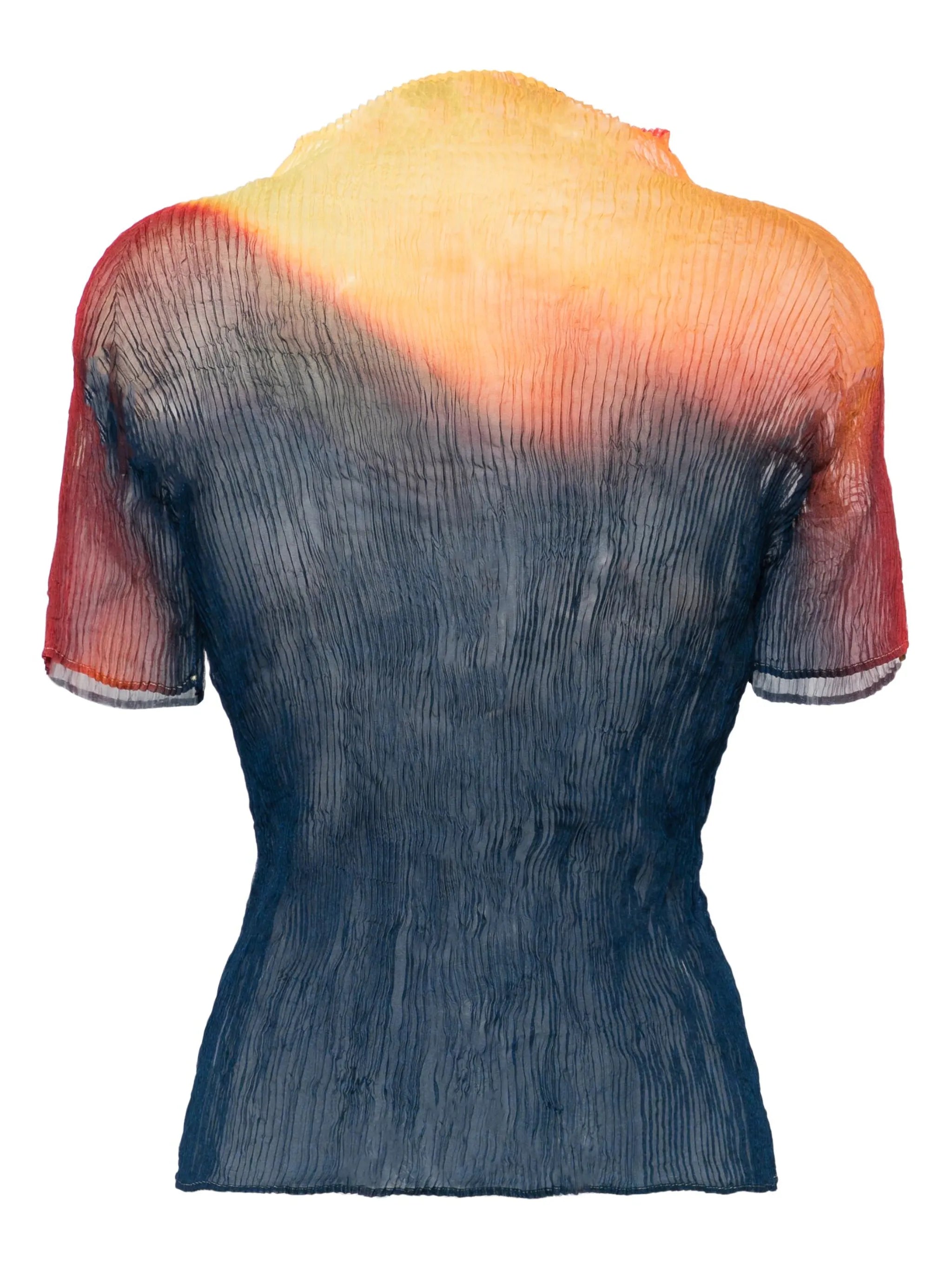 mock-neck plissé blouse