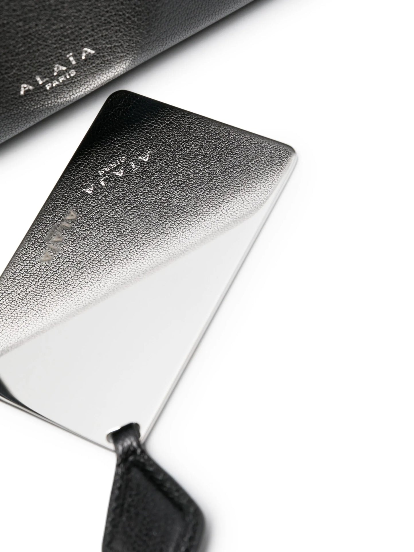 Le Teckel leather shoulder bag