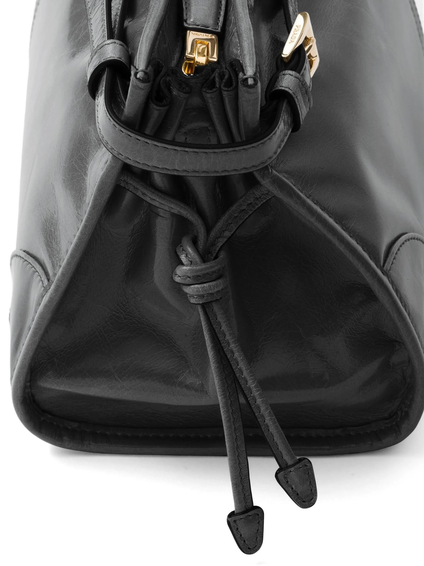 Bonnie medium leather handbag