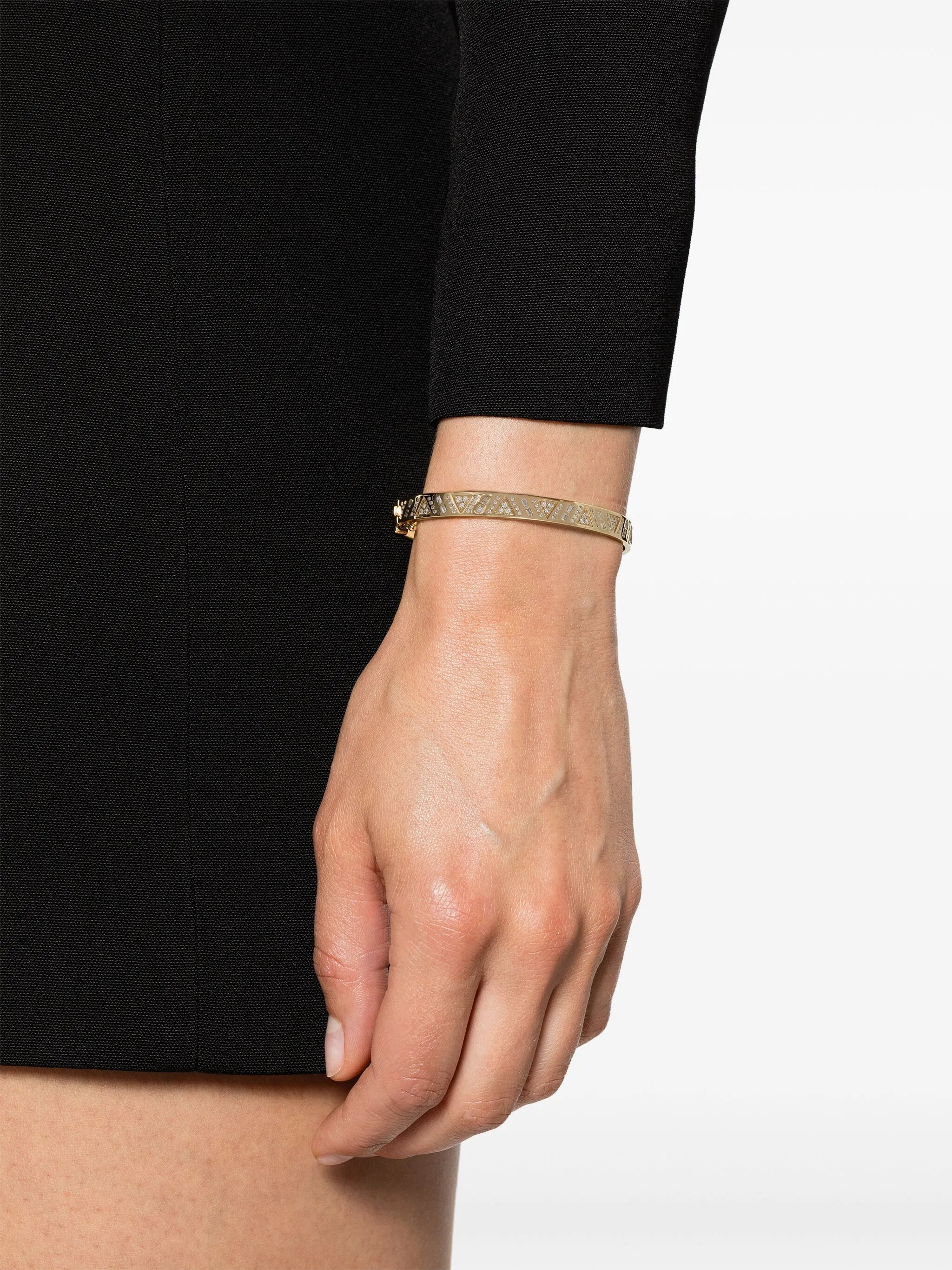 18kt yellow gold Stardust bangle bracelet