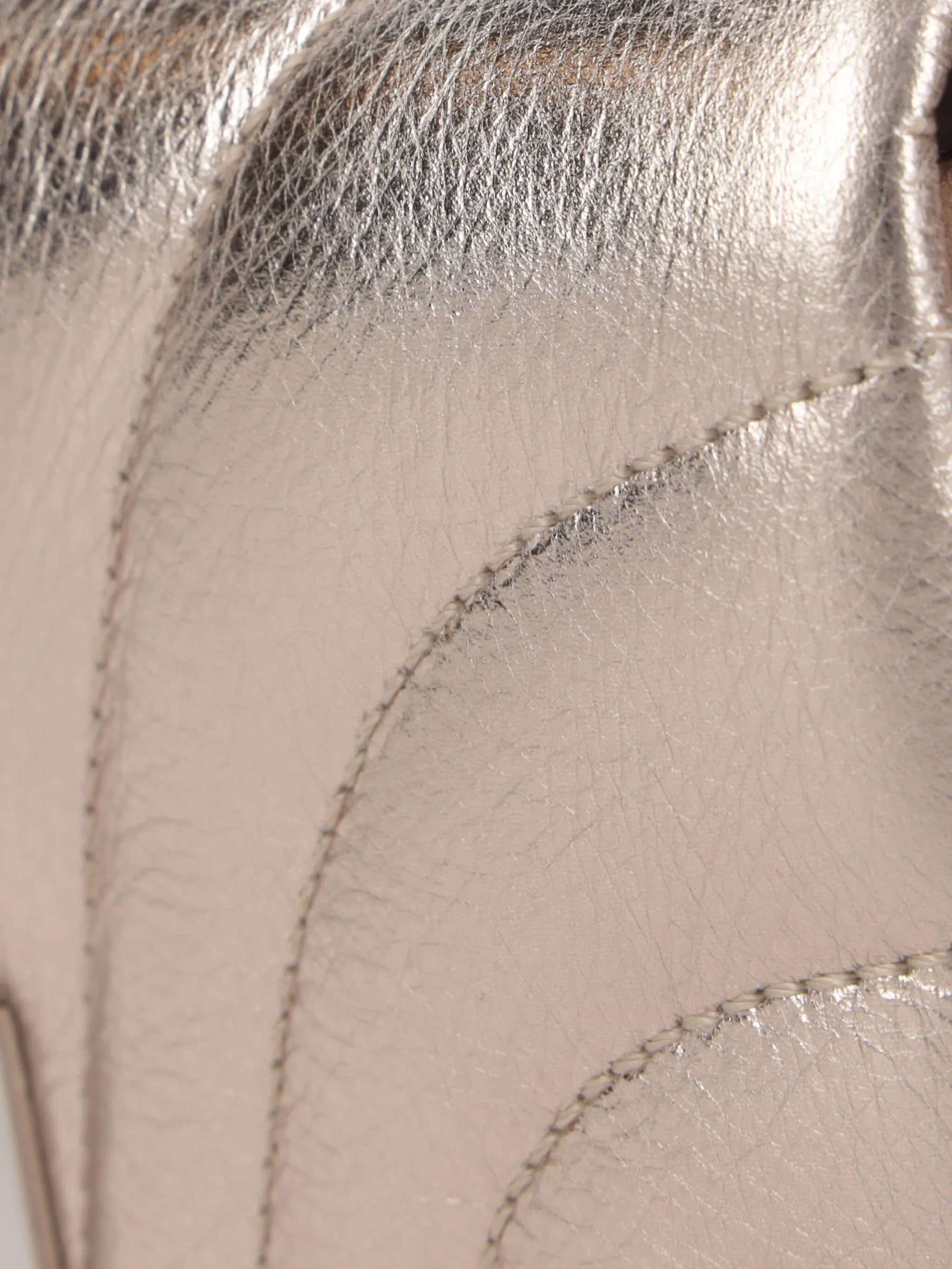 4G leather shoulder bag