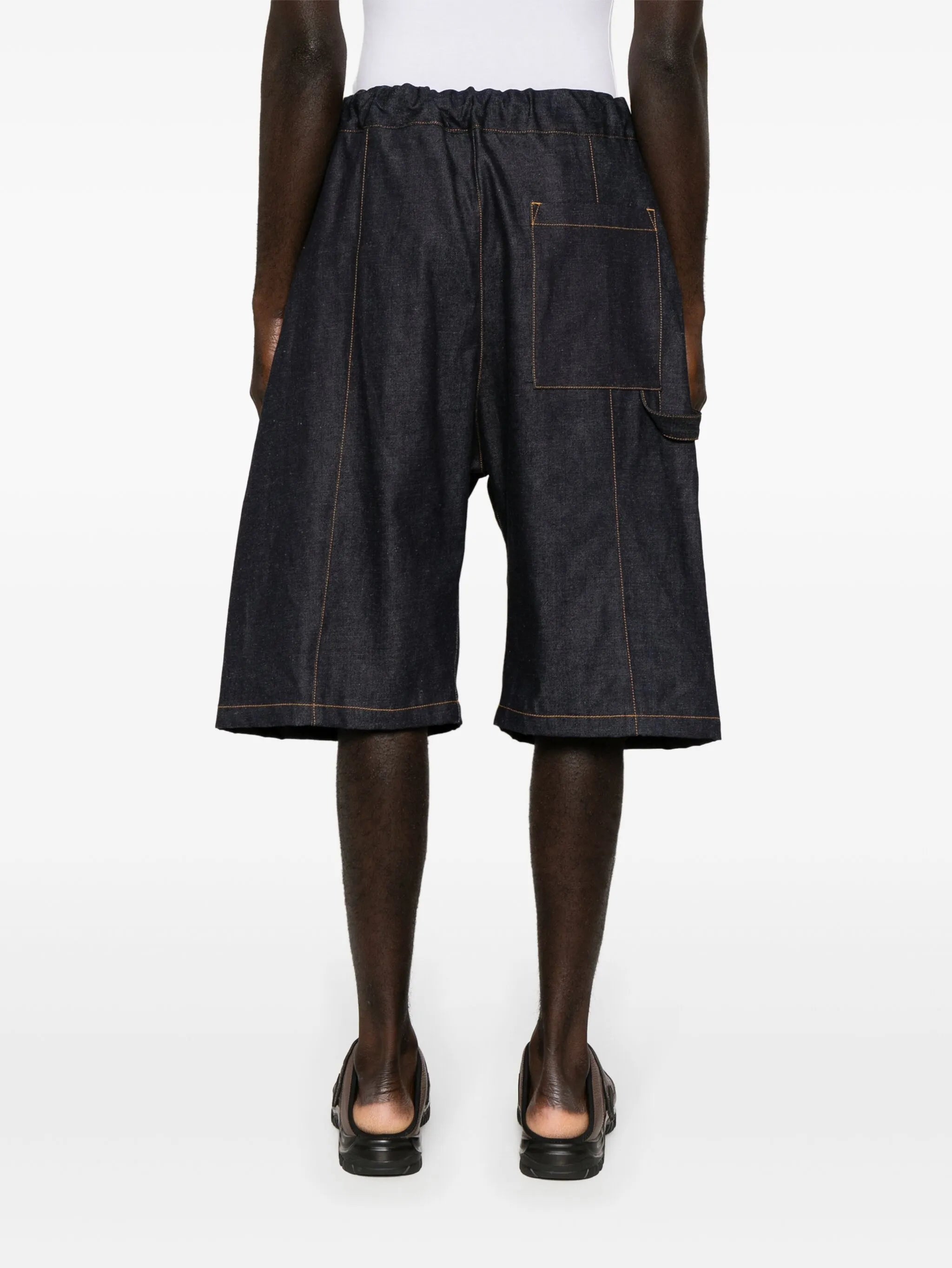 pleated wide-leg denim shorts