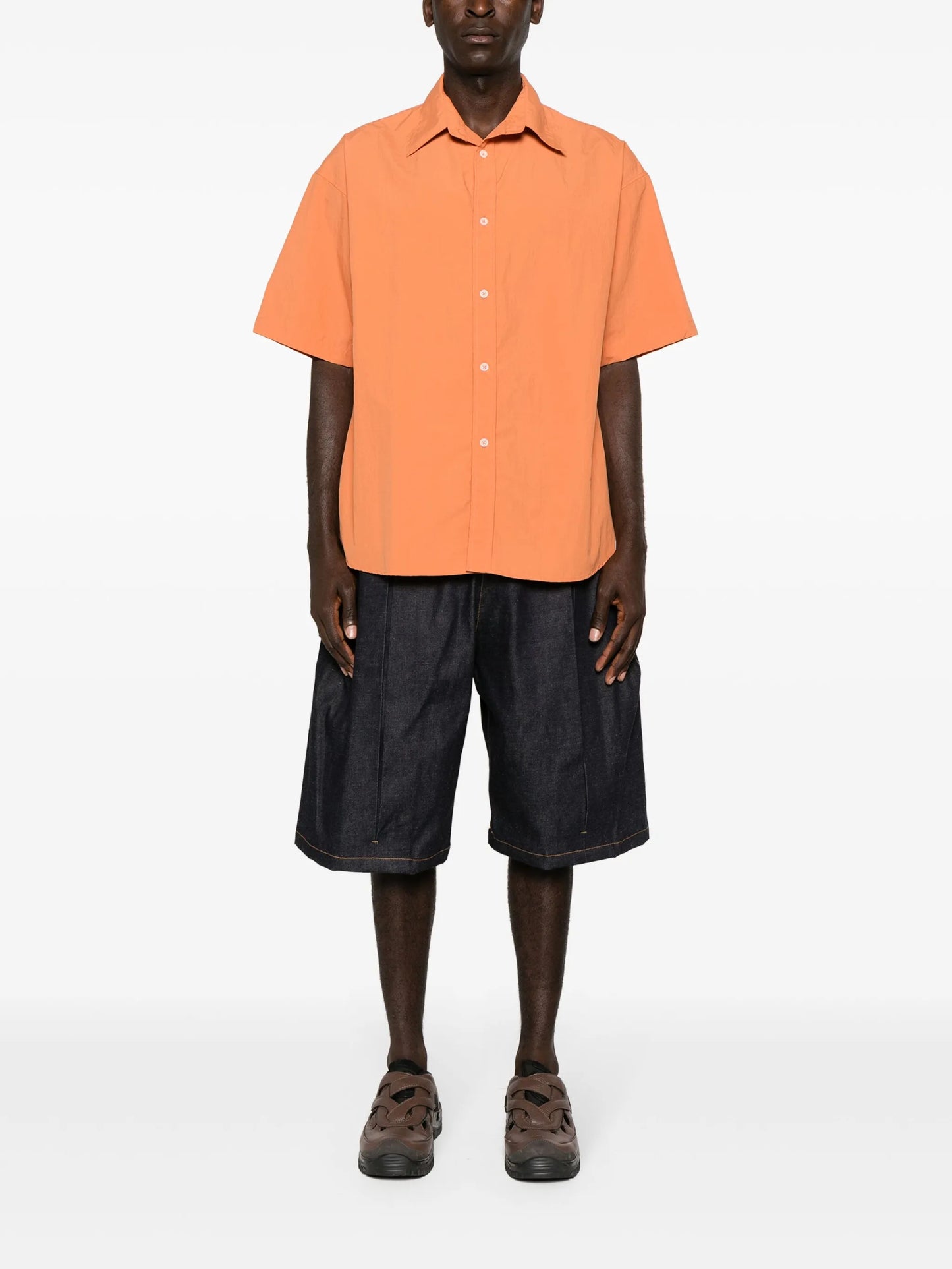 pleated wide-leg denim shorts