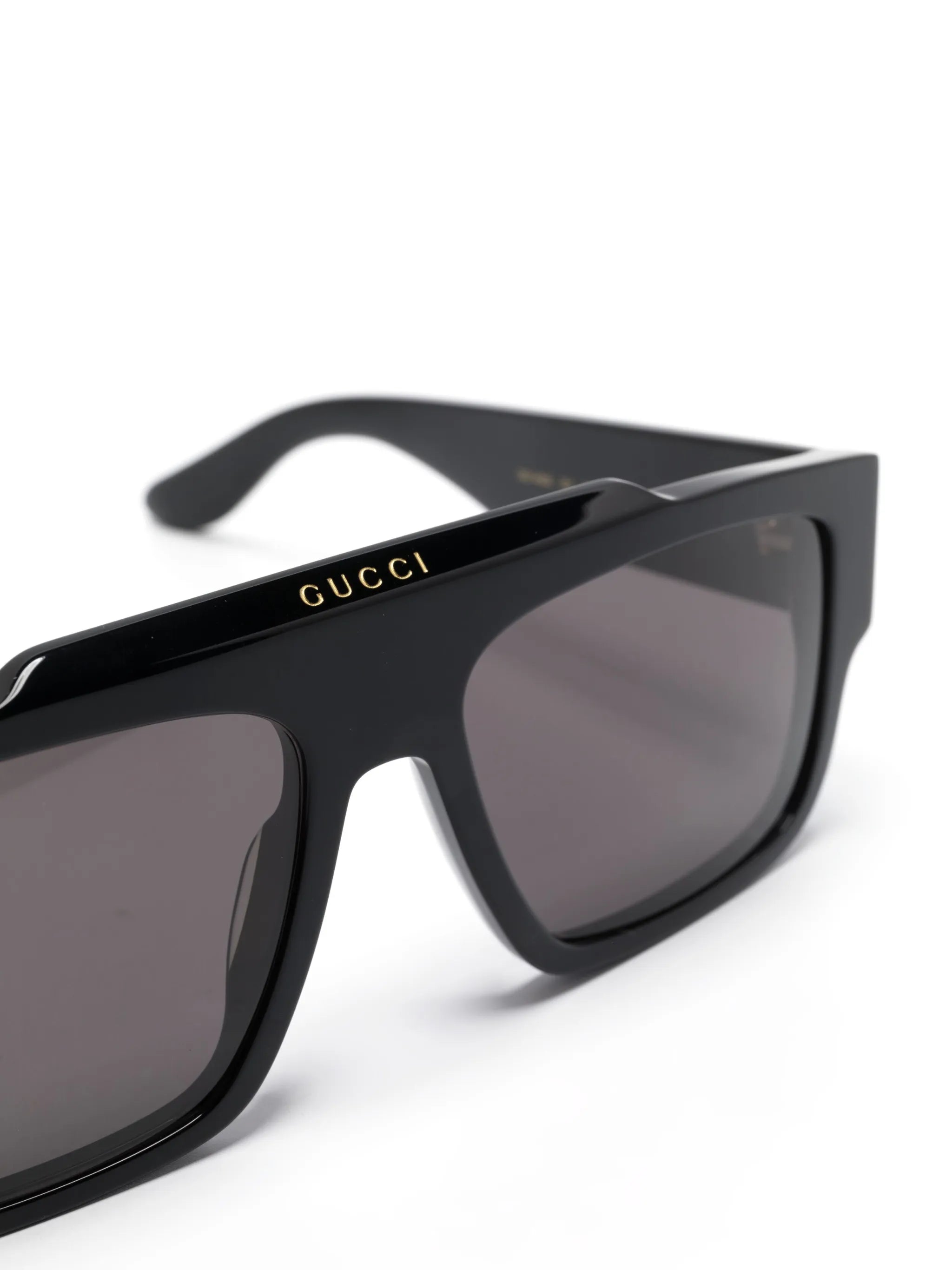logo-engraved sunglasses